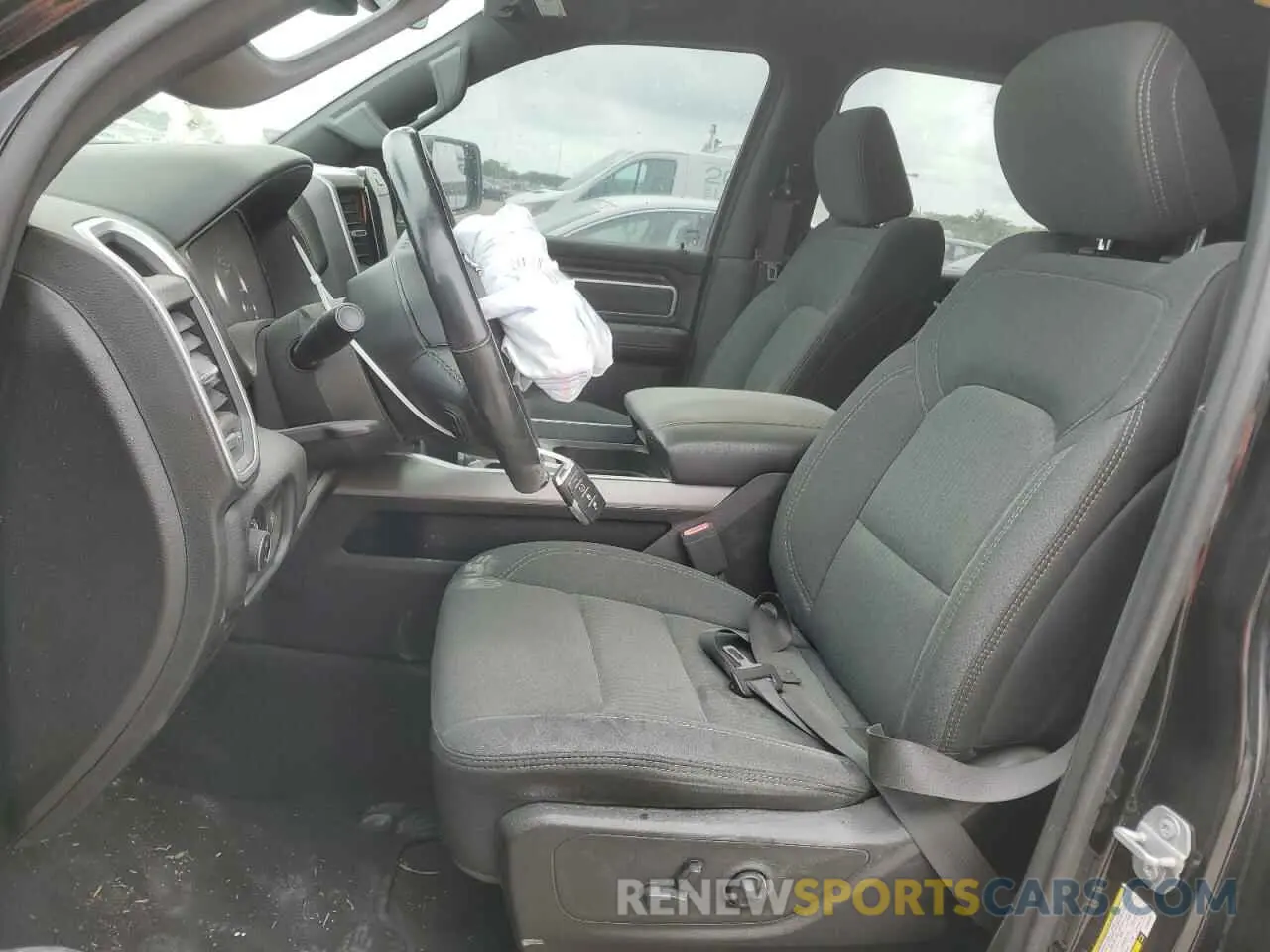 7 Photograph of a damaged car 1C6RREMT4LN357307 RAM 1500 2020