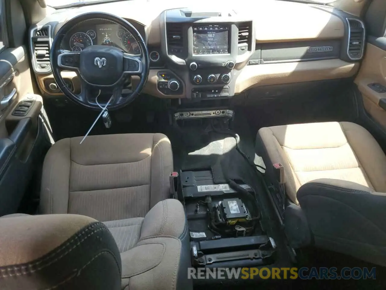 8 Фотография поврежденного автомобиля 1C6RRFBG1LN419693 RAM 1500 2020