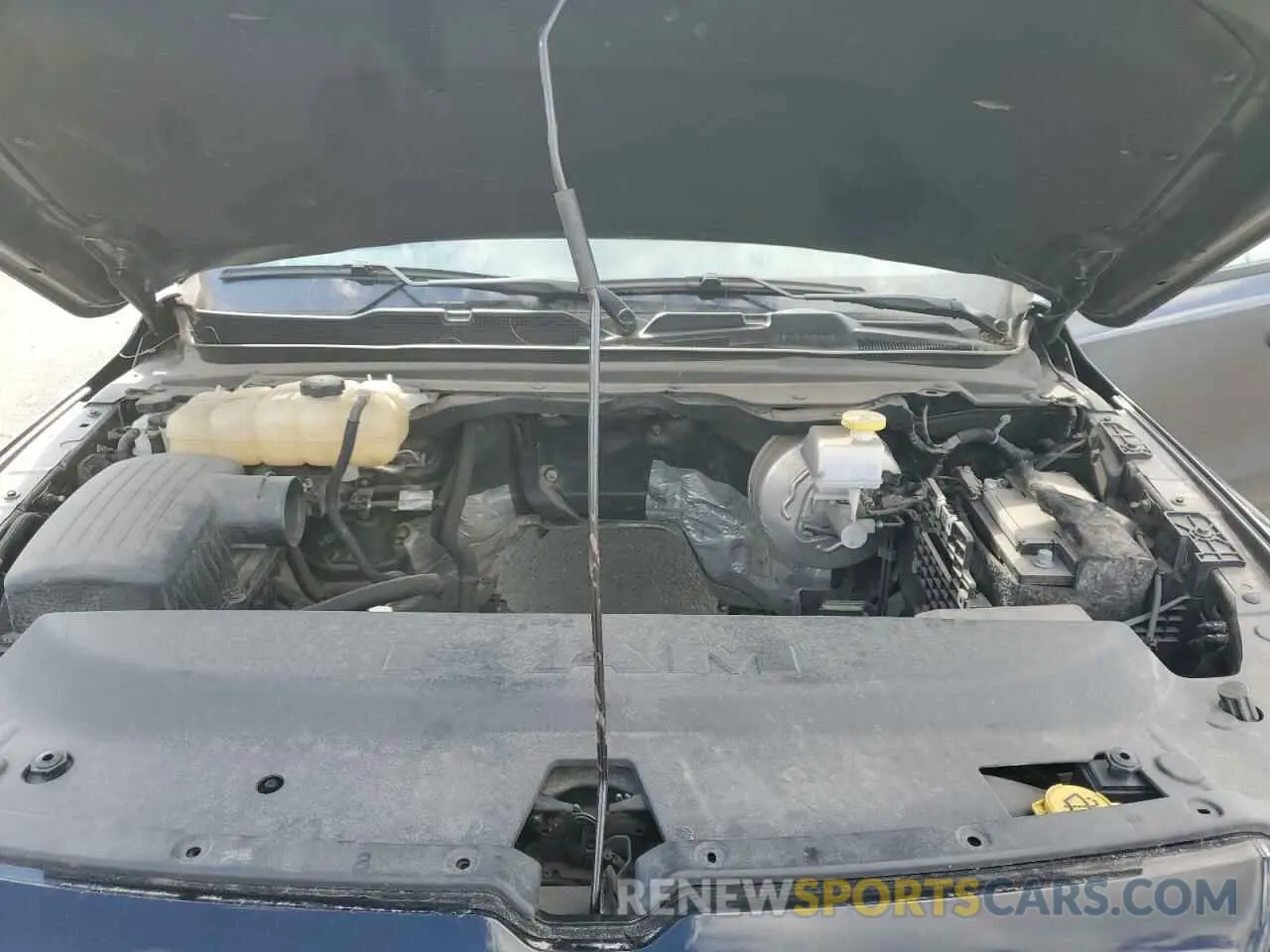 11 Photograph of a damaged car 1C6RRFFG1LN288582 RAM 1500 2020
