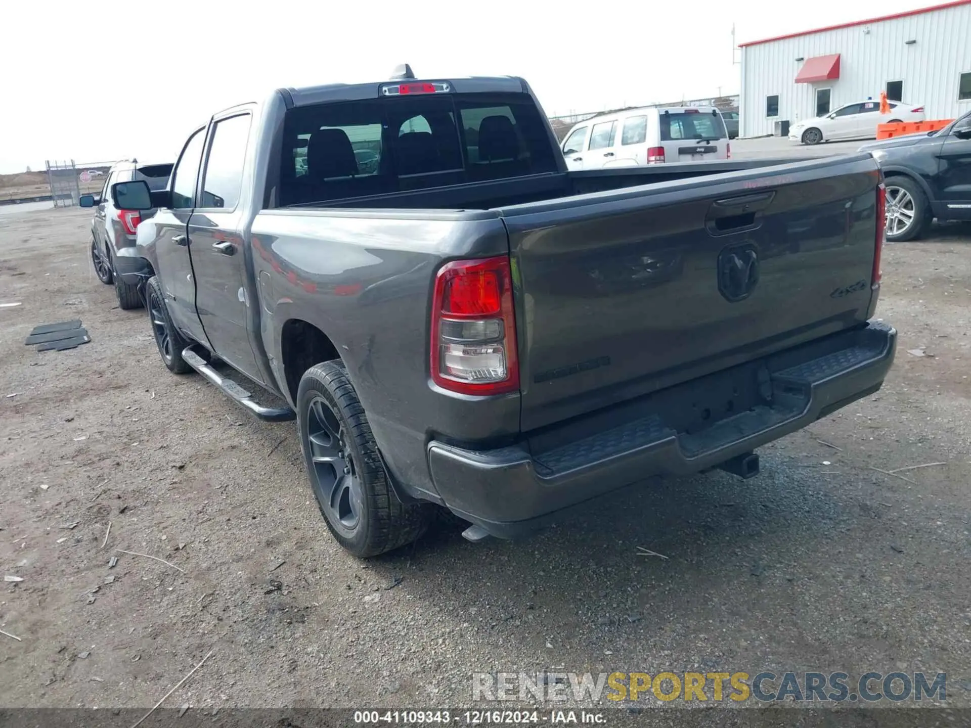 3 Фотография поврежденного автомобиля 1C6RRFFG5LN220480 RAM 1500 2020