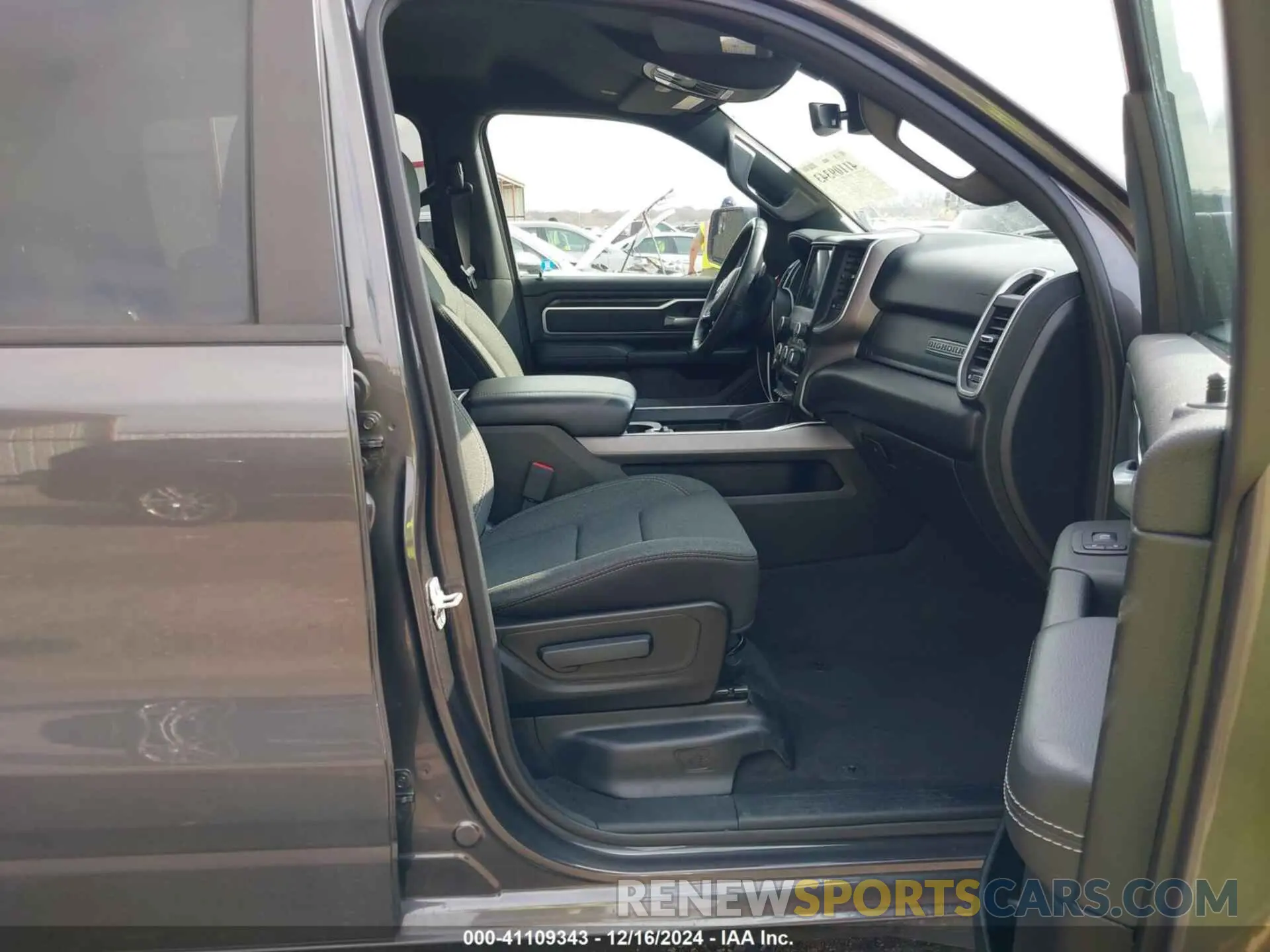 5 Фотография поврежденного автомобиля 1C6RRFFG5LN220480 RAM 1500 2020
