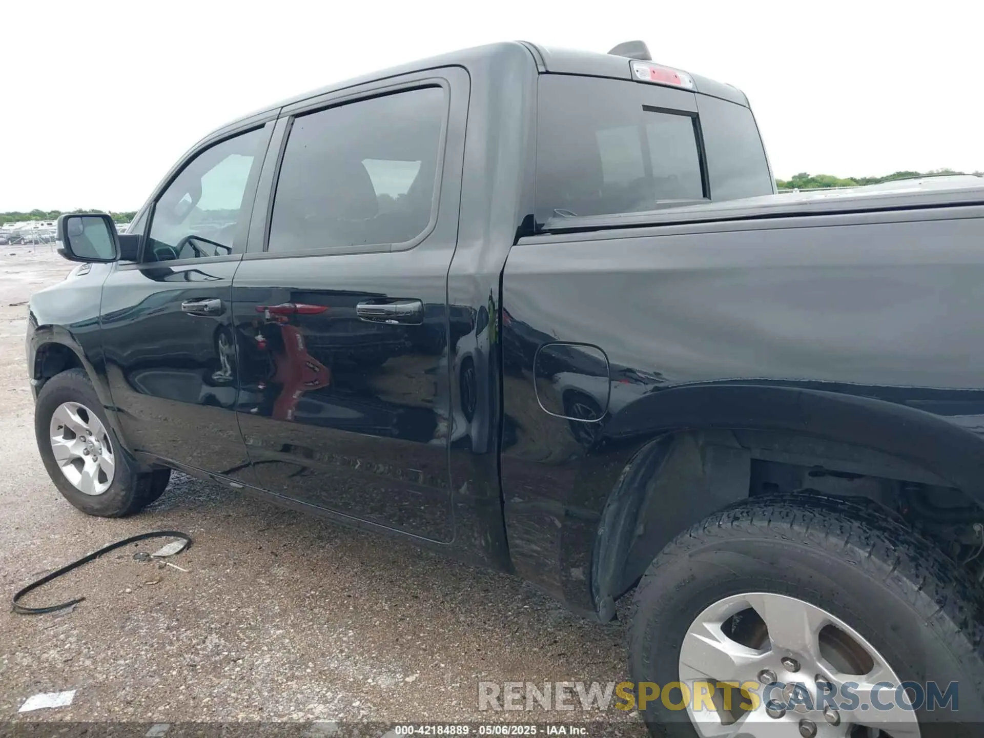 14 Фотография поврежденного автомобиля 1C6RRFFG7LN273861 RAM 1500 2020