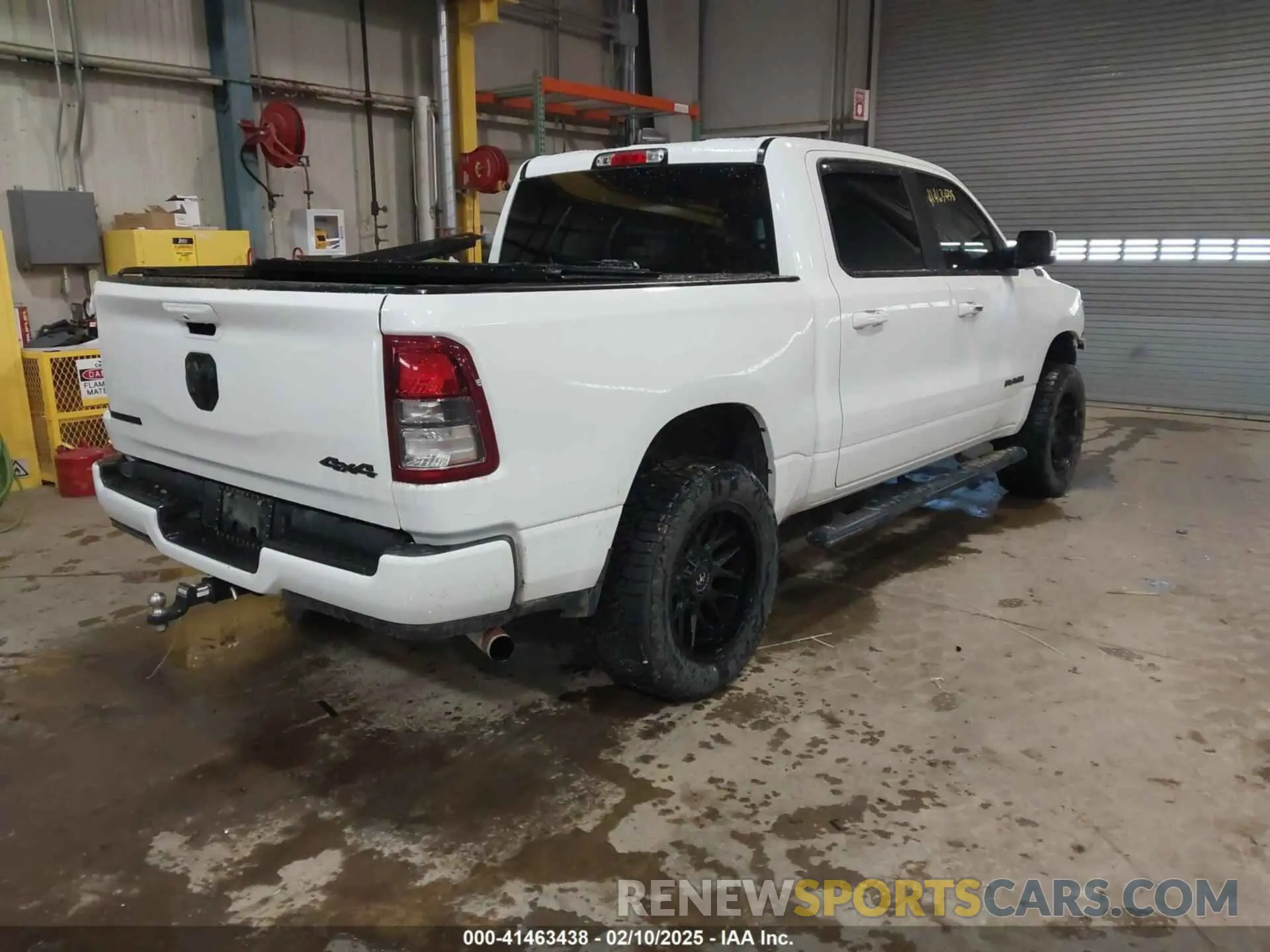 4 Фотография поврежденного автомобиля 1C6RRFFG8LN379073 RAM 1500 2020