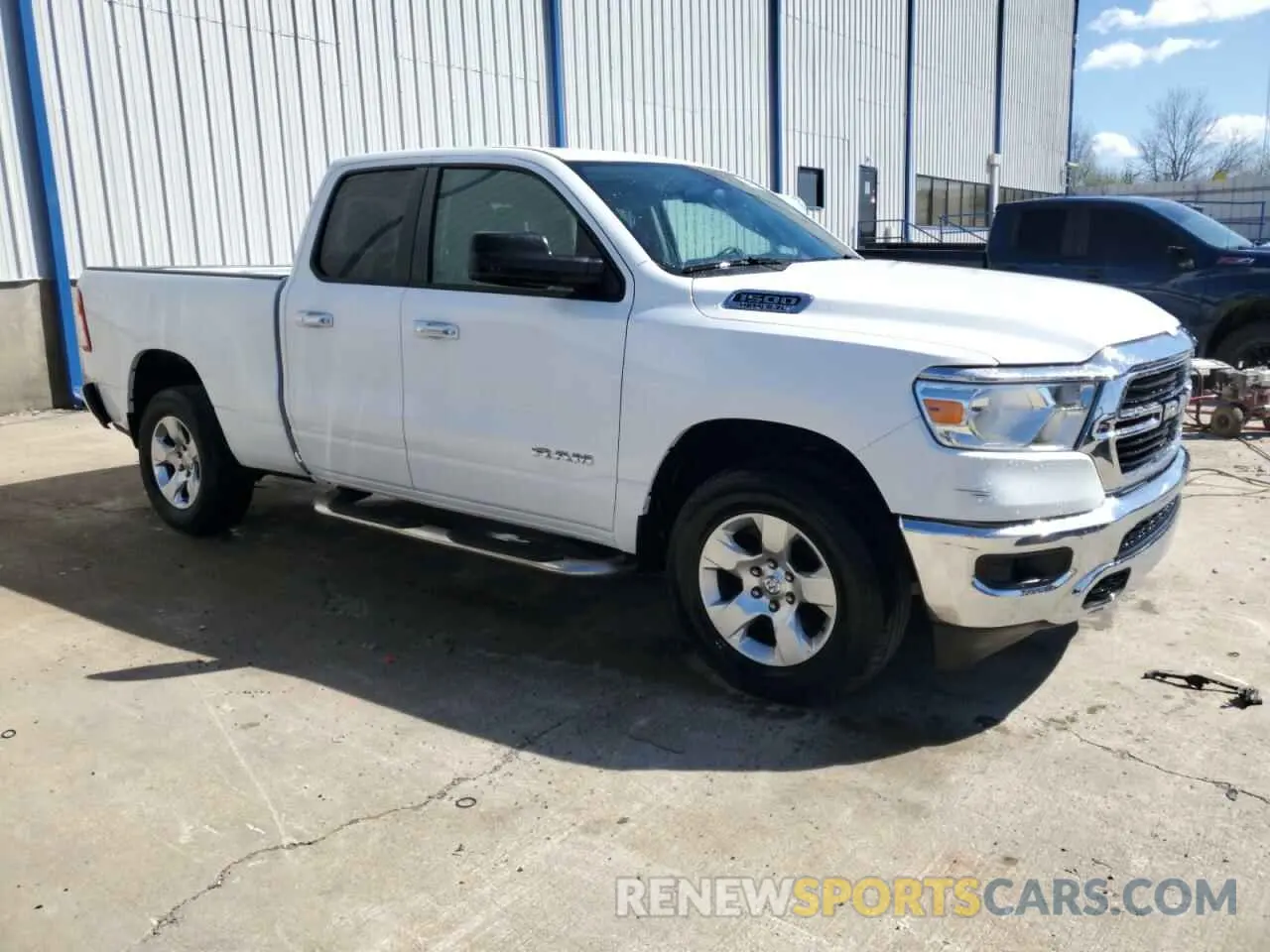 4 Фотография поврежденного автомобиля 1C6SRFBT2LN371989 RAM 1500 2020