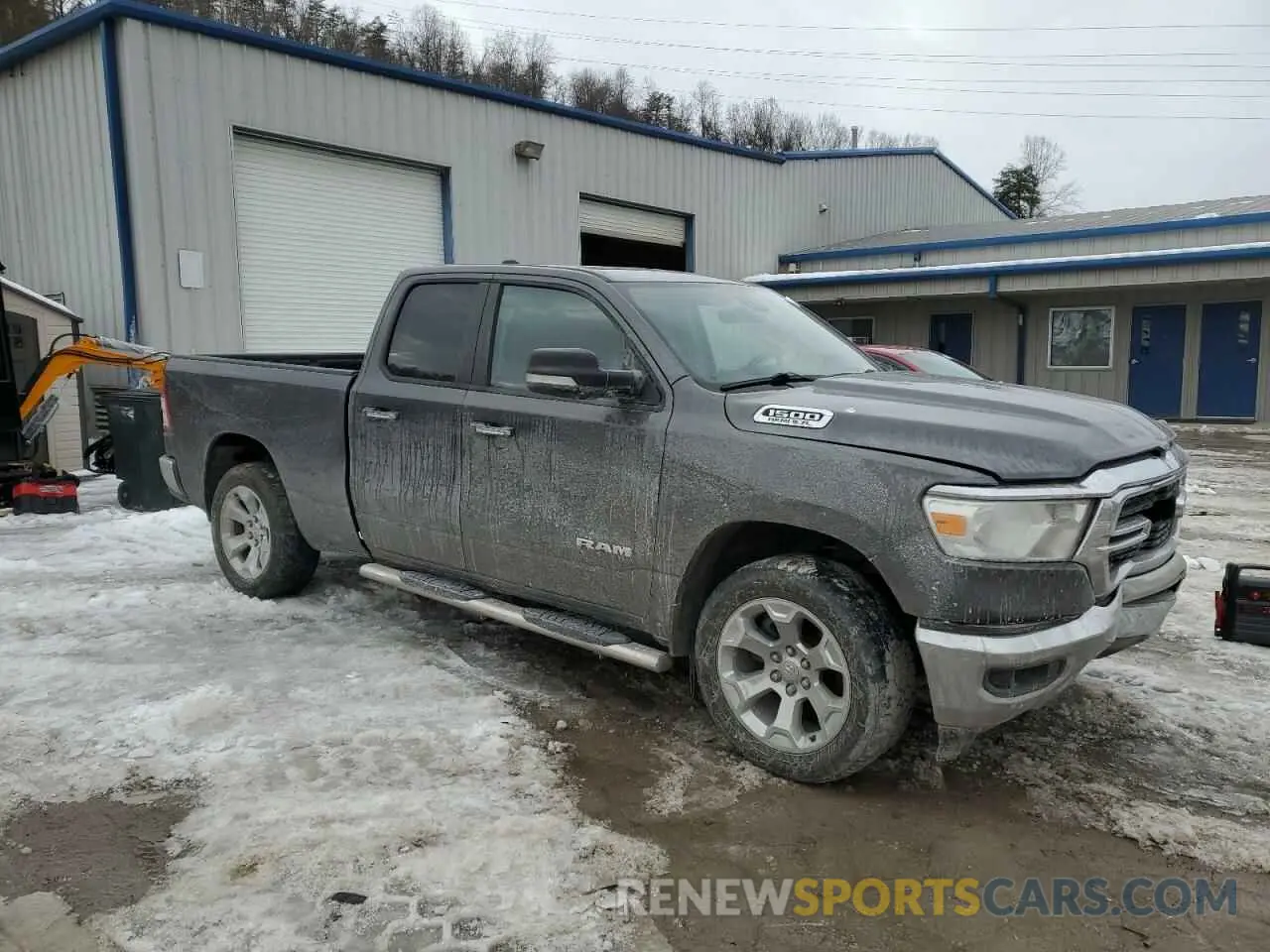 4 Photograph of a damaged car 1C6SRFBT3LN170716 RAM 1500 2020