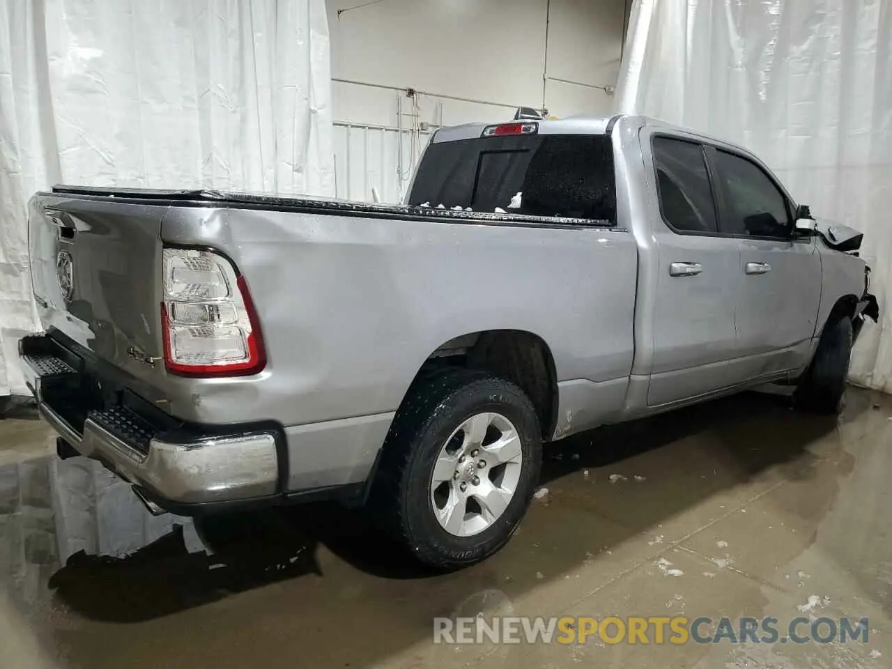 3 Фотография поврежденного автомобиля 1C6SRFBT3LN198404 RAM 1500 2020