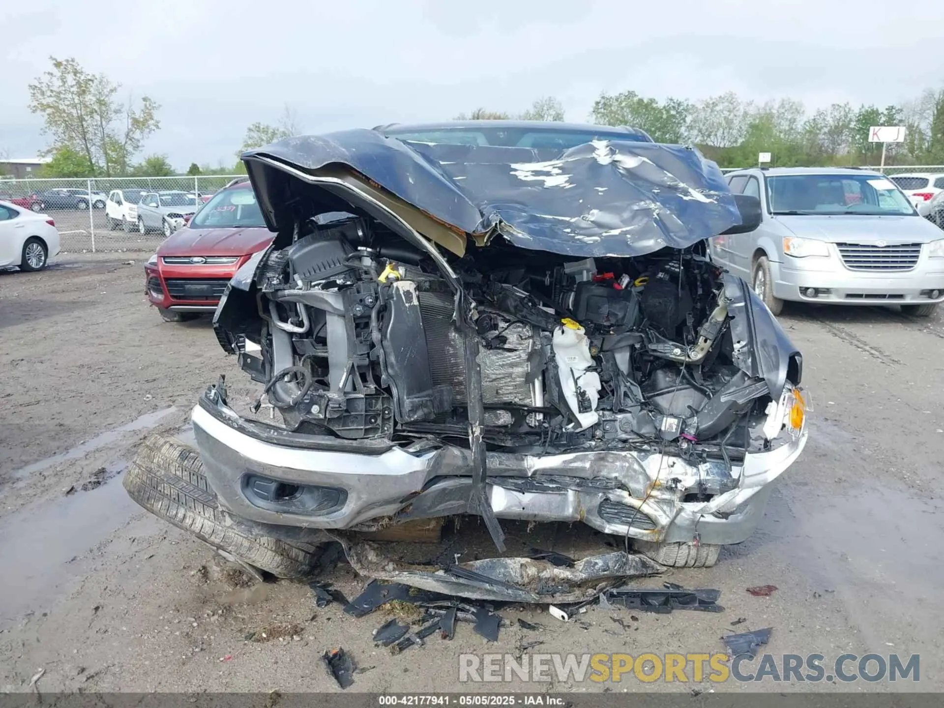 12 Фотография поврежденного автомобиля 1C6SRFBT3LN414588 RAM 1500 2020