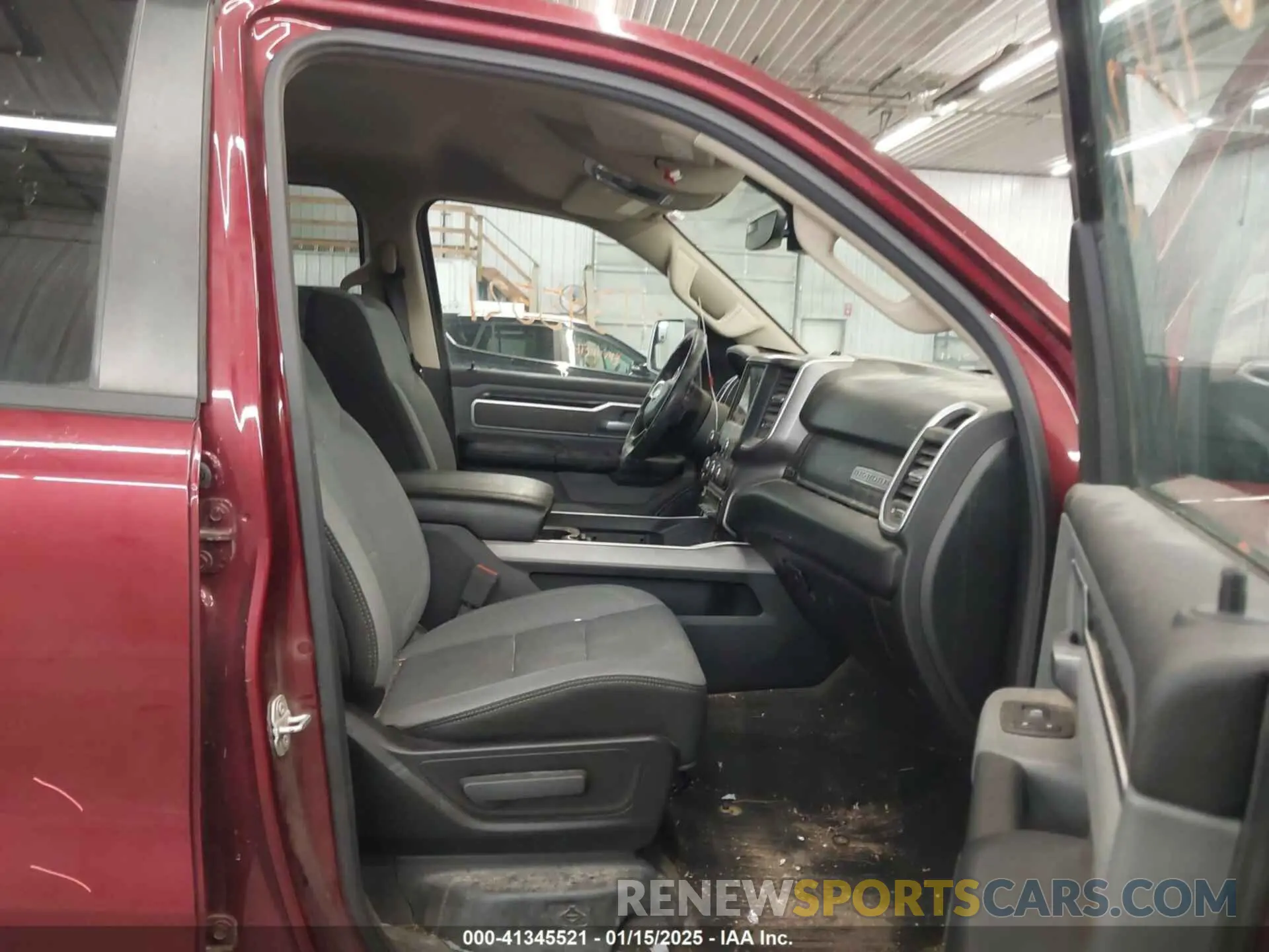 5 Фотография поврежденного автомобиля 1C6SRFBT6LN110557 RAM 1500 2020