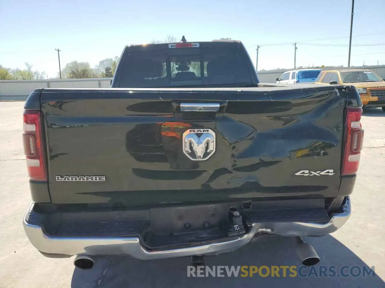 6 Photograph of a damaged car 1C6SRFDT2LN124629 RAM 1500 2020