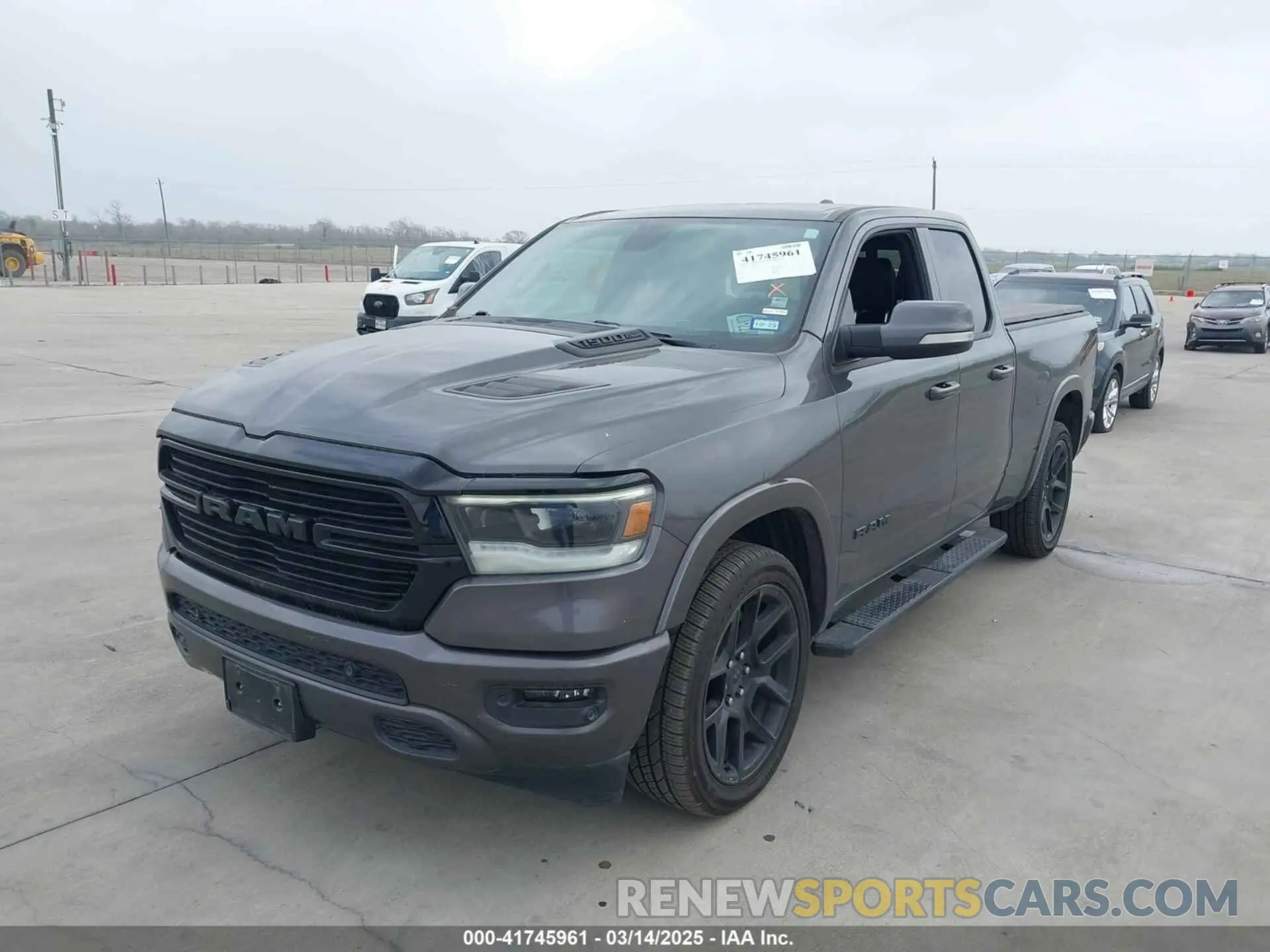 6 Photograph of a damaged car 1C6SRFDT7LN338872 RAM 1500 2020