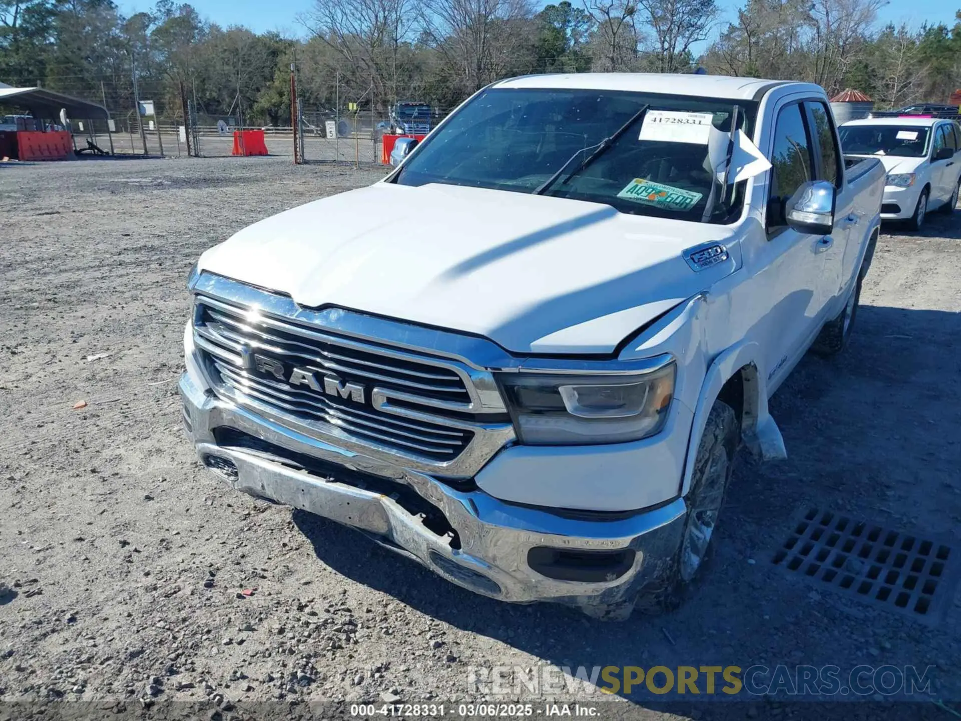 10 Photograph of a damaged car 1C6SRFDT8LN281291 RAM 1500 2020