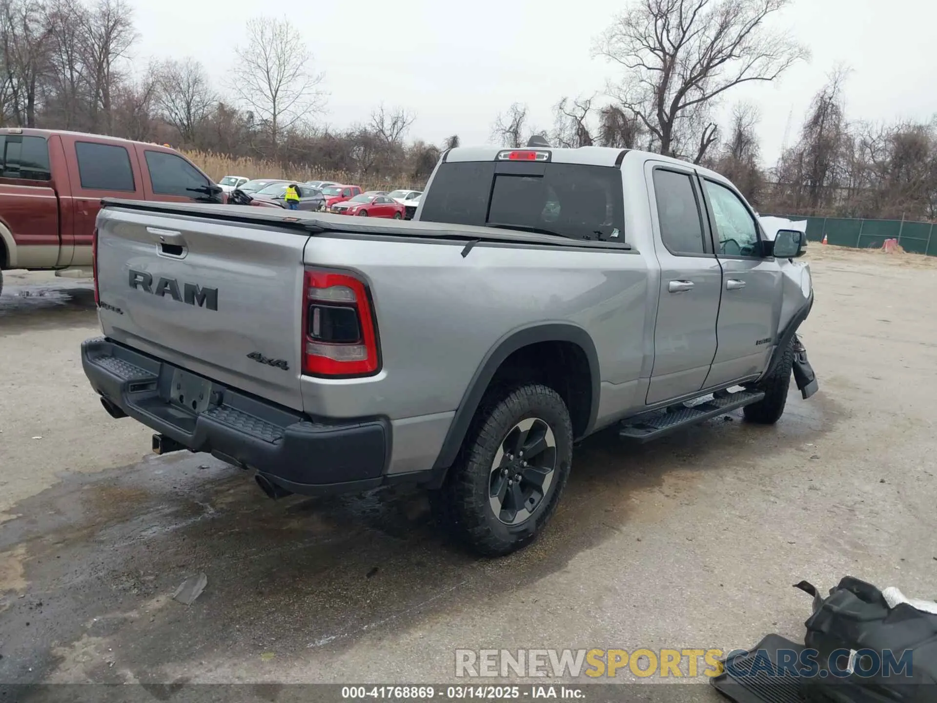 4 Фотография поврежденного автомобиля 1C6SRFET1LN114950 RAM 1500 2020