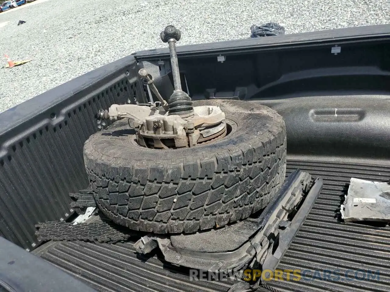 12 Photograph of a damaged car 1C6SRFET9LN258178 RAM 1500 2020