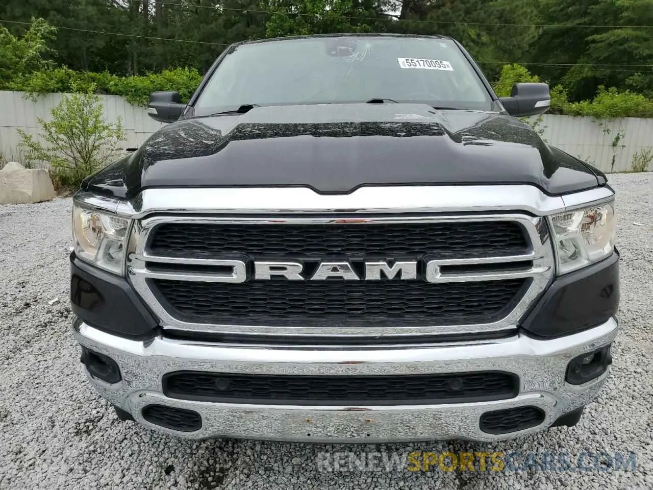 5 Photograph of a damaged car 1C6SRFFM7LN248711 RAM 1500 2020