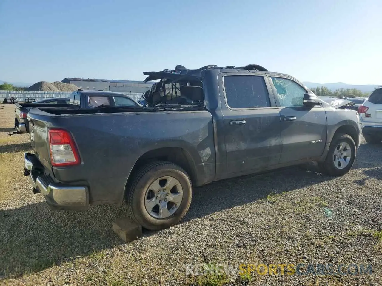 3 Photograph of a damaged car 1C6SRFFT1LN409089 RAM 1500 2020