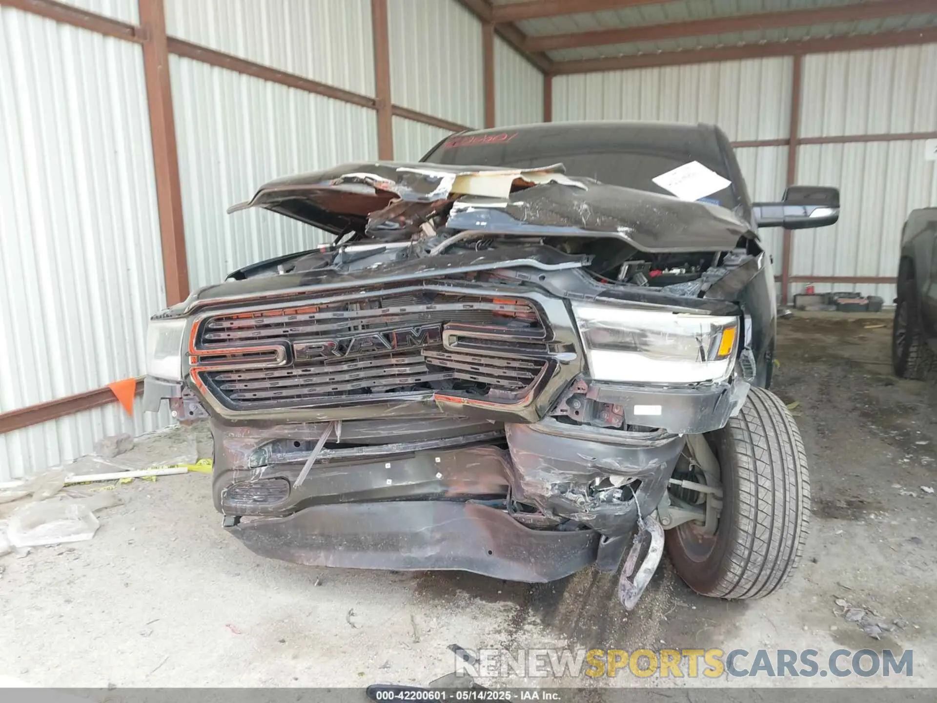 6 Photograph of a damaged car 1C6SRFFT2LN206860 RAM 1500 2020