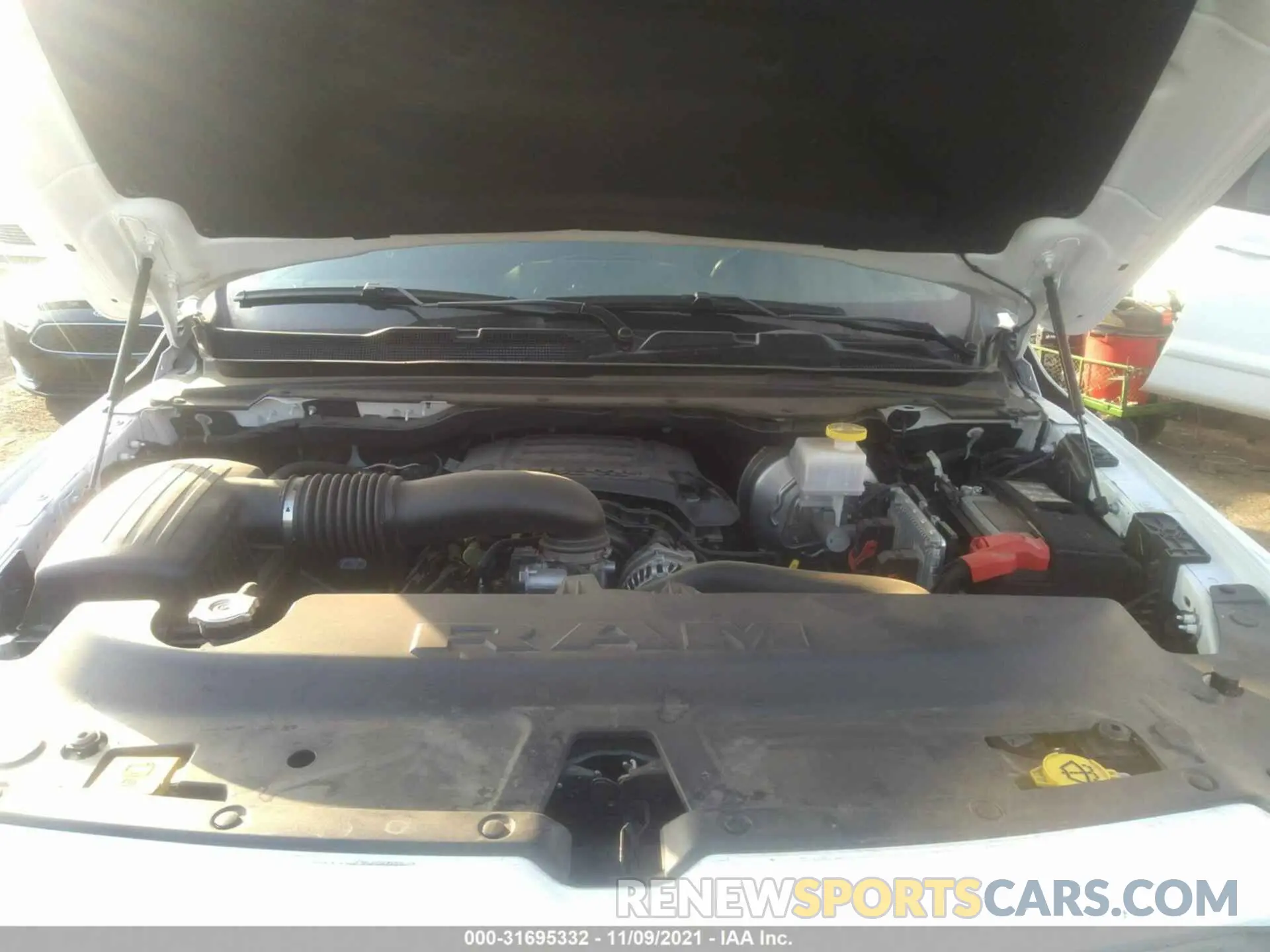 10 Фотография поврежденного автомобиля 1C6SRFFT2LN364700 RAM 1500 2020