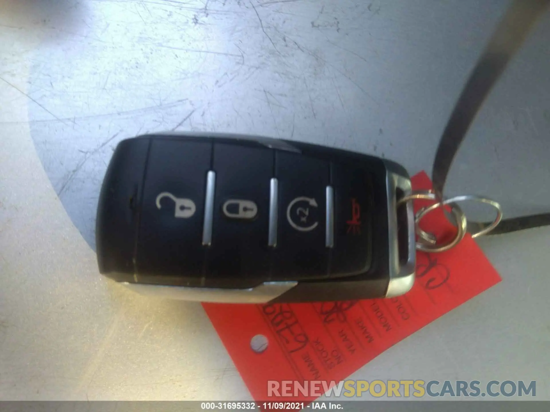 11 Фотография поврежденного автомобиля 1C6SRFFT2LN364700 RAM 1500 2020