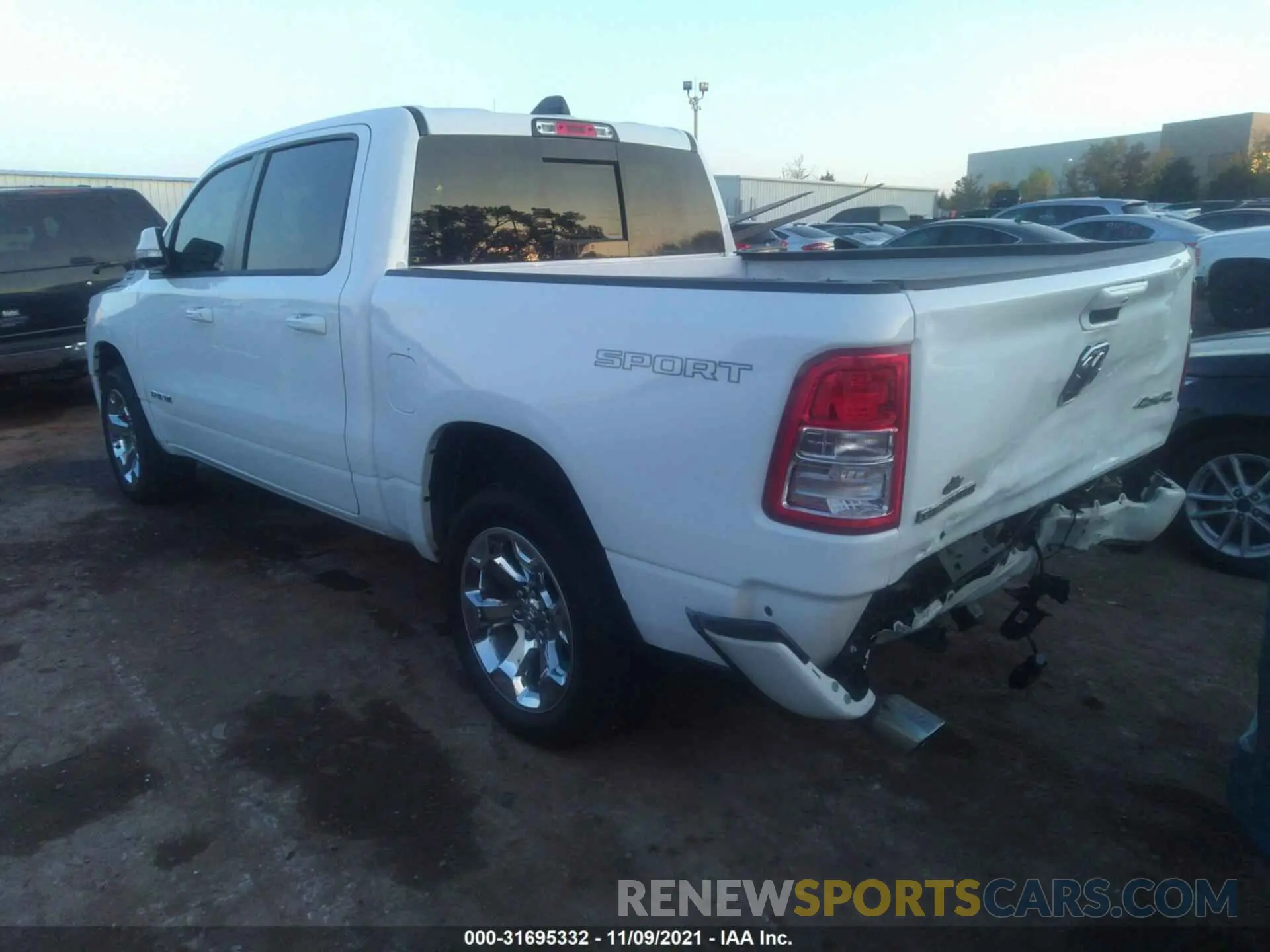 3 Фотография поврежденного автомобиля 1C6SRFFT2LN364700 RAM 1500 2020