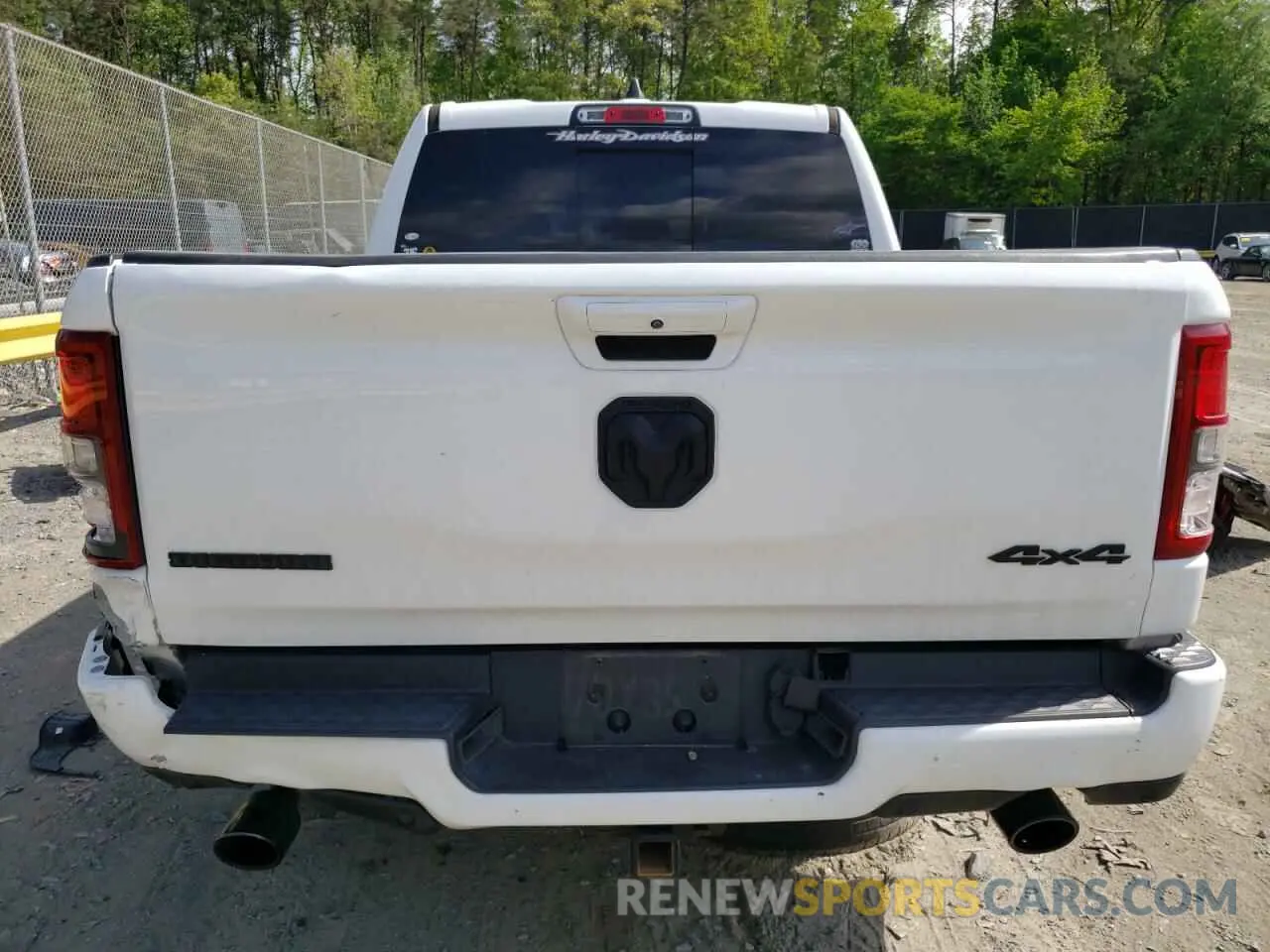 6 Photograph of a damaged car 1C6SRFFT3LN102037 RAM 1500 2020