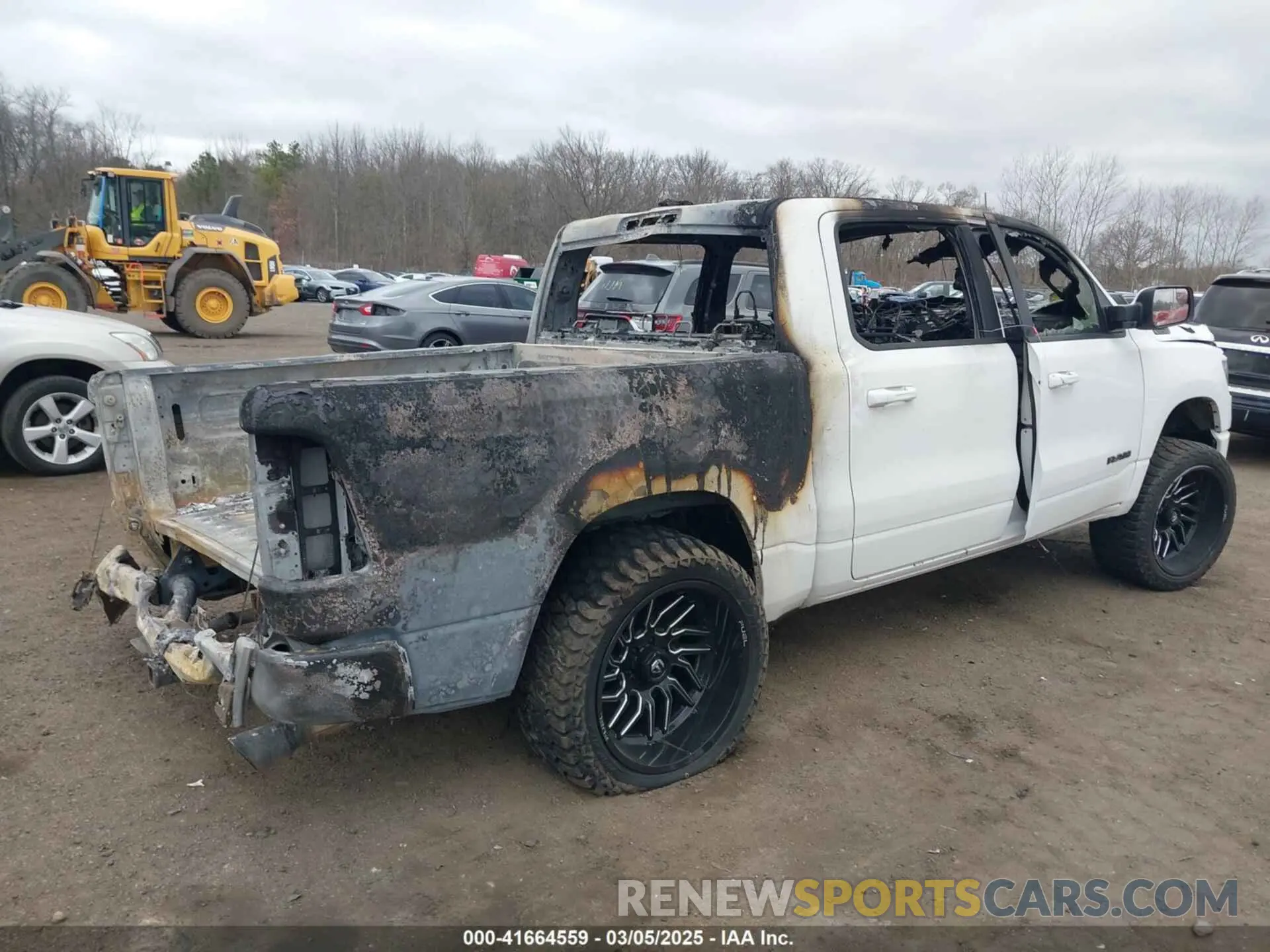 17 Photograph of a damaged car 1C6SRFFT3LN304070 RAM 1500 2020