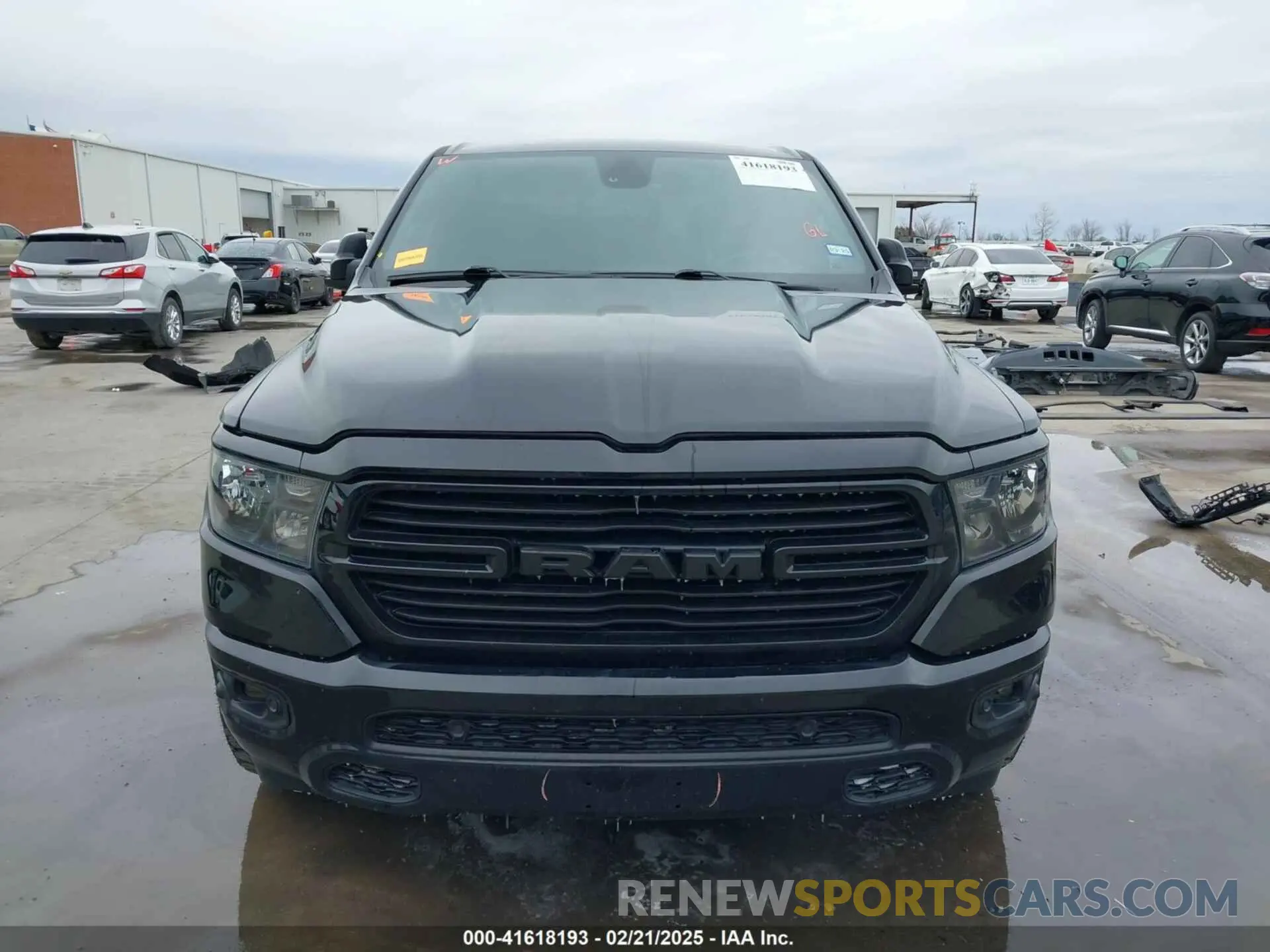 13 Фотография поврежденного автомобиля 1C6SRFFT6LN323129 RAM 1500 2020