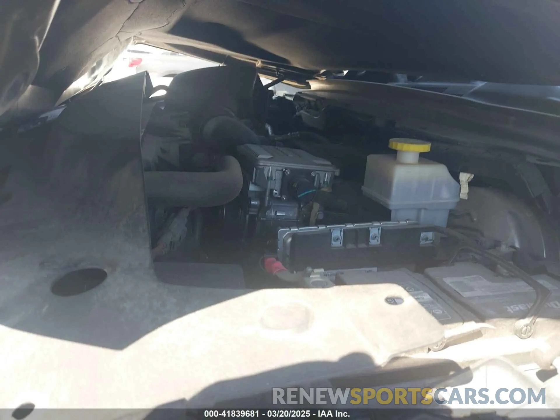 10 Photograph of a damaged car 1C6SRFFT7LN137051 RAM 1500 2020