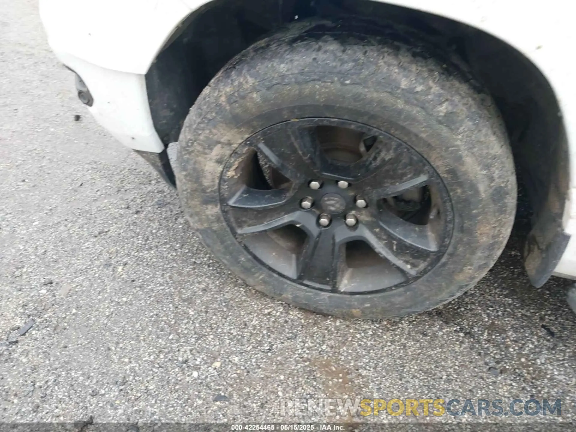 11 Фотография поврежденного автомобиля 1C6SRFFT8LN207821 RAM 1500 2020
