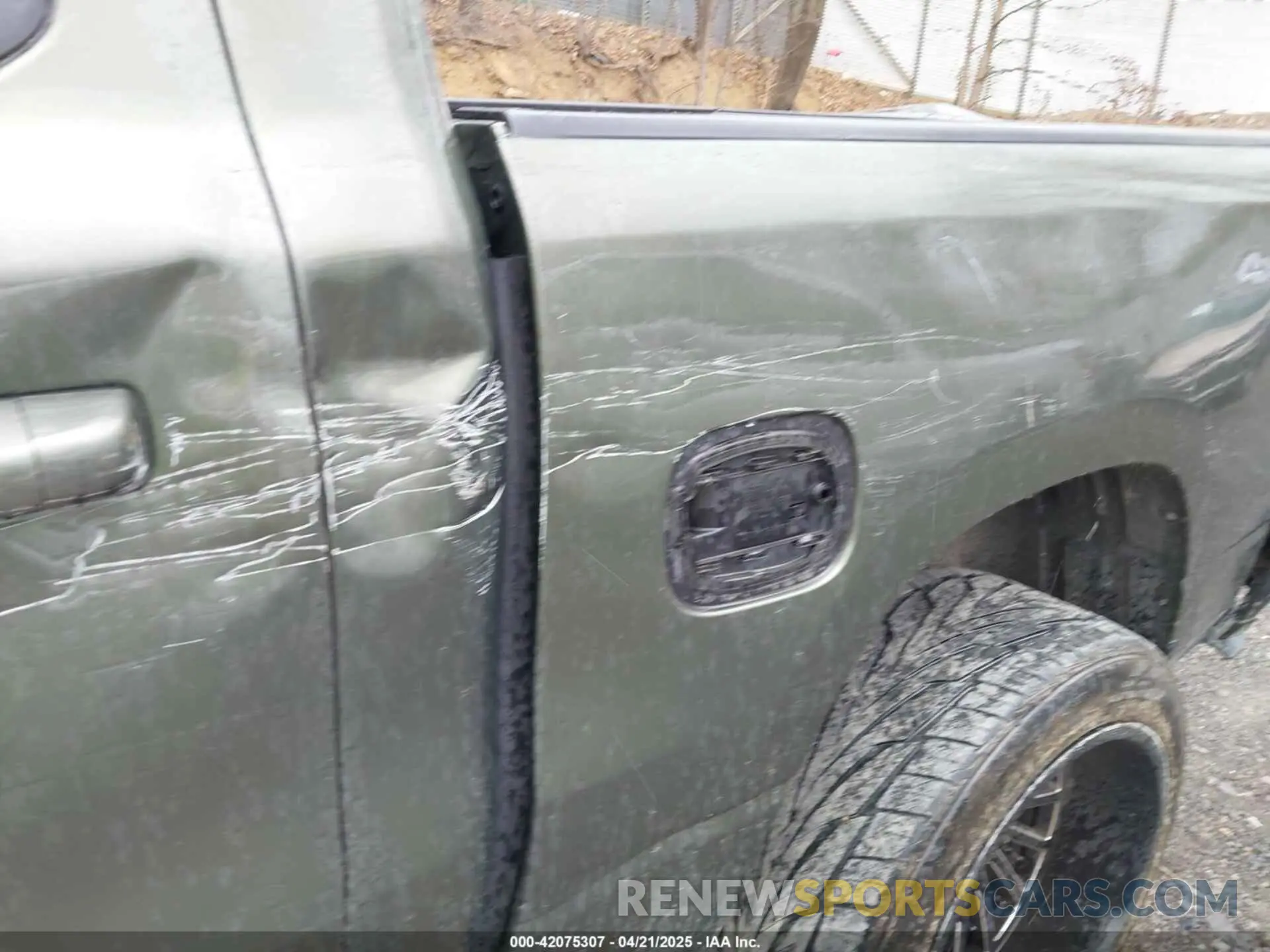 21 Фотография поврежденного автомобиля 1C6SRFFT8LN326825 RAM 1500 2020