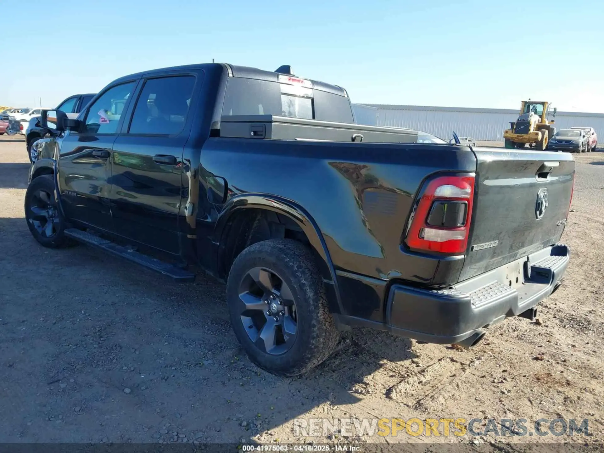 3 Фотография поврежденного автомобиля 1C6SRFFT9LN308110 RAM 1500 2020