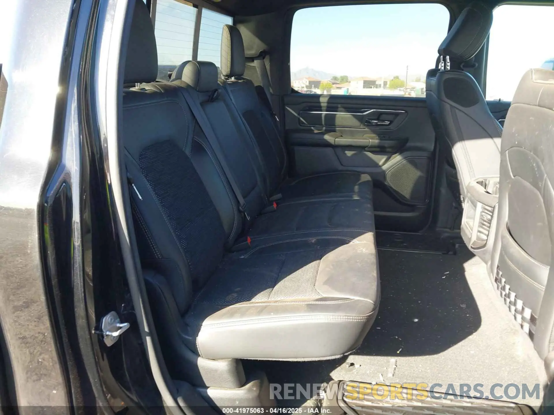 8 Фотография поврежденного автомобиля 1C6SRFFT9LN308110 RAM 1500 2020