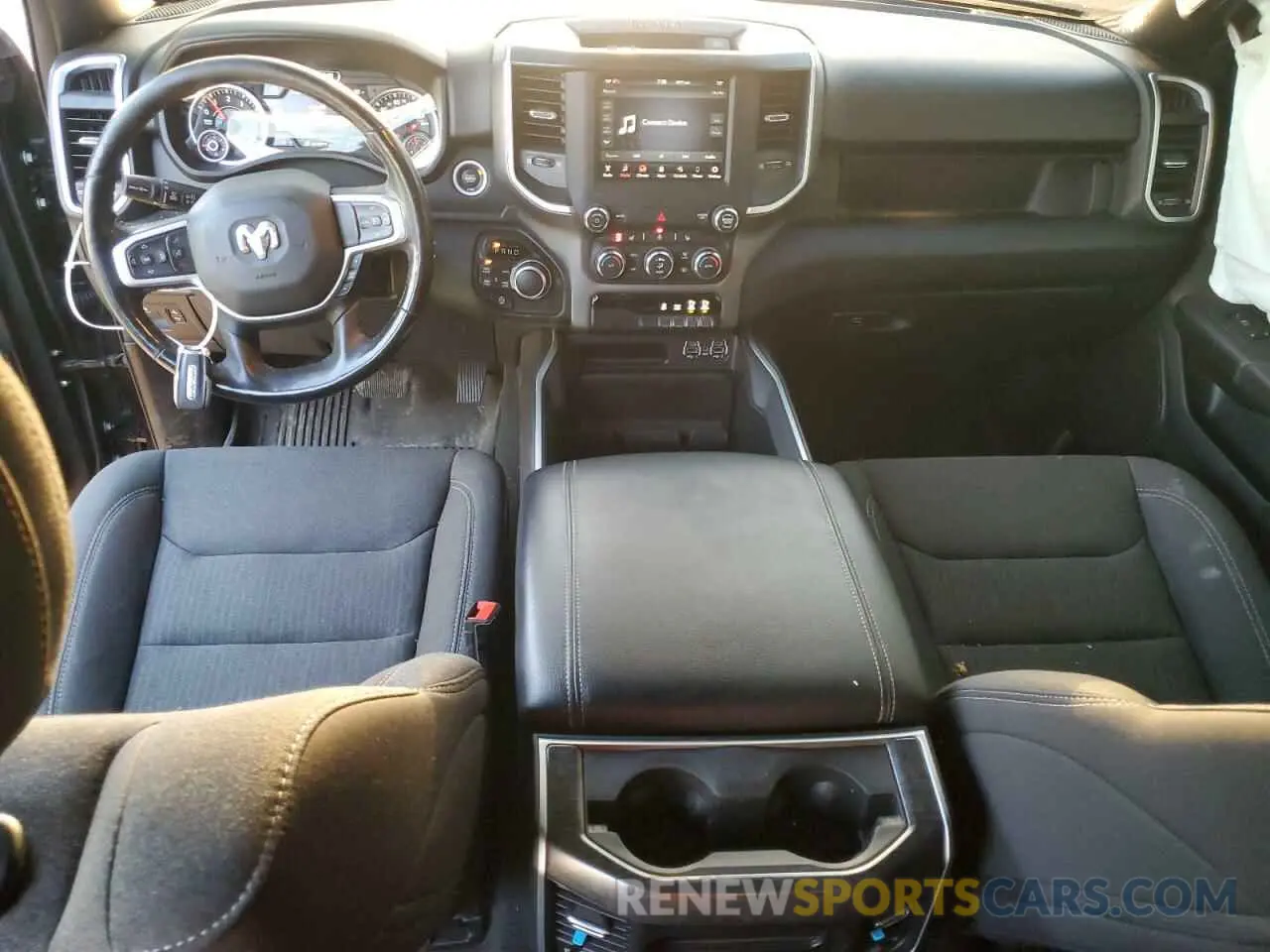 8 Фотография поврежденного автомобиля 1C6SRFFTXLN313316 RAM 1500 2020