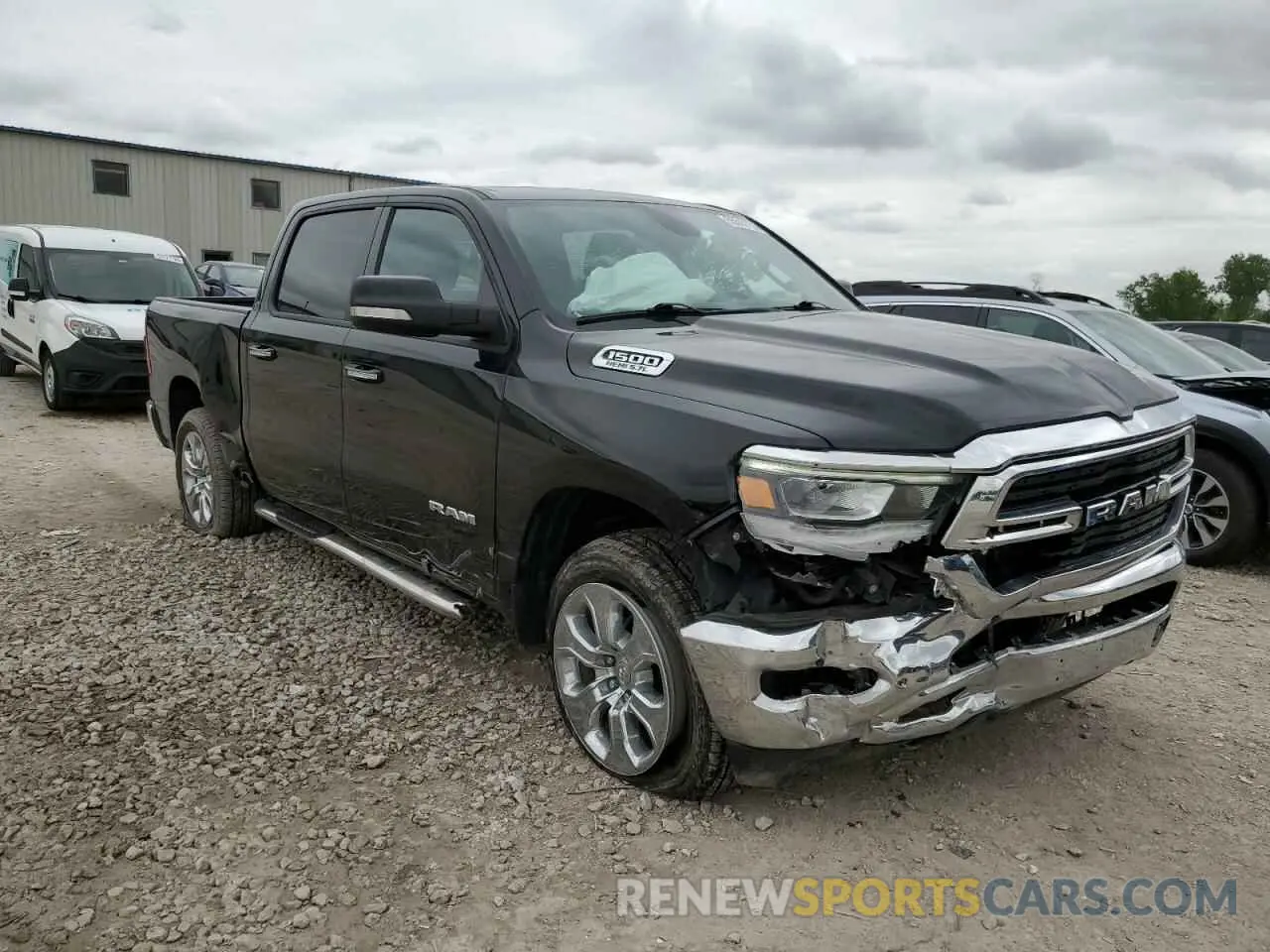 4 Photograph of a damaged car 1C6SRFFTXLN332089 RAM 1500 2020