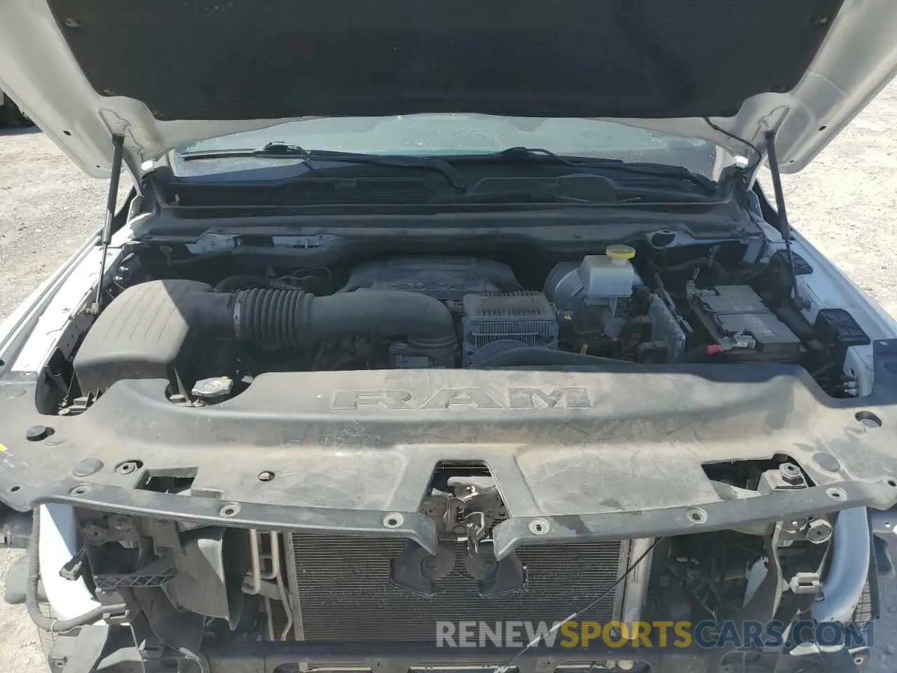 11 Photograph of a damaged car 1C6SRFFTXLN355274 RAM 1500 2020
