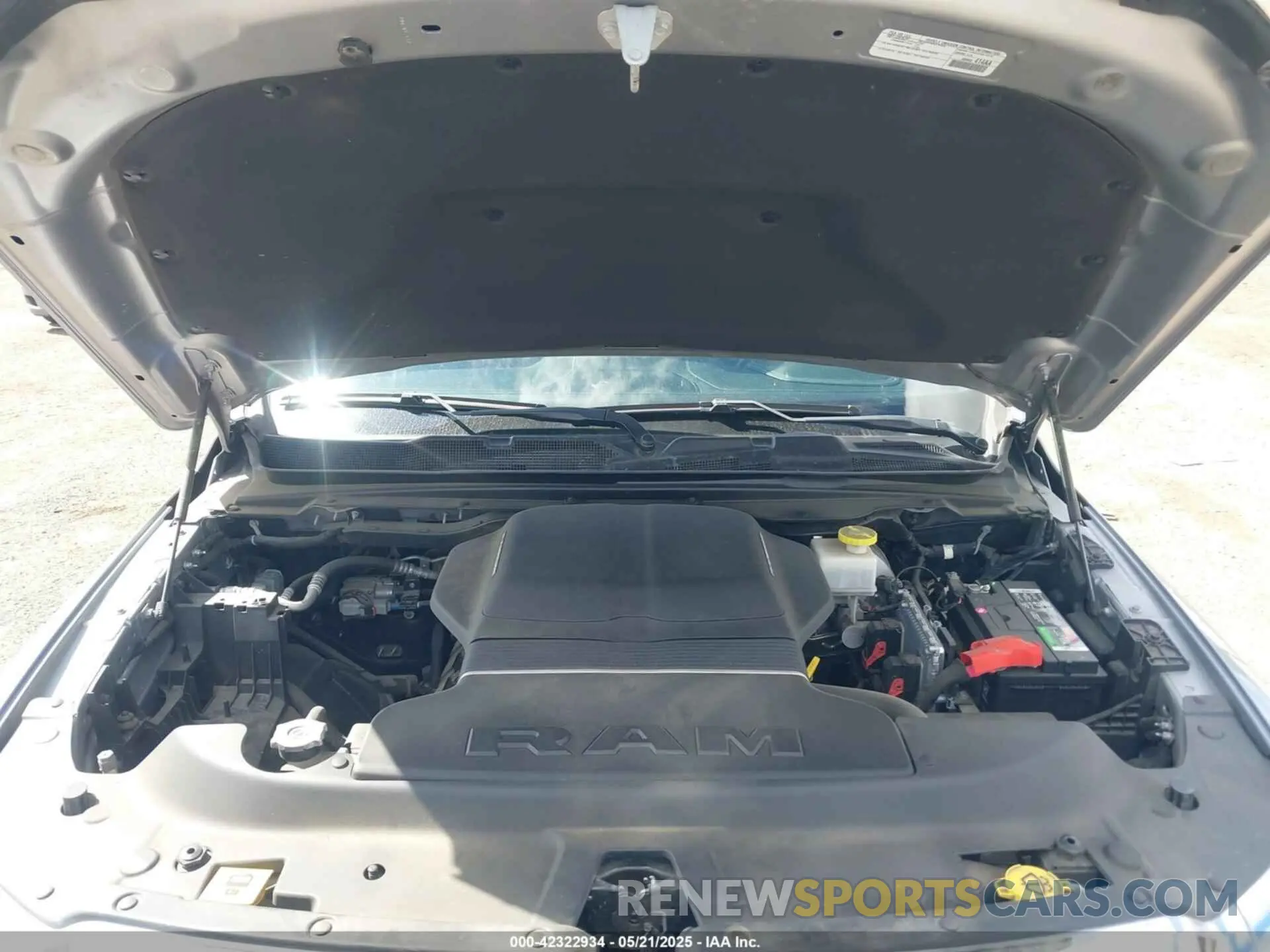 10 Фотография поврежденного автомобиля 1C6SRFHT2LN156393 RAM 1500 2020