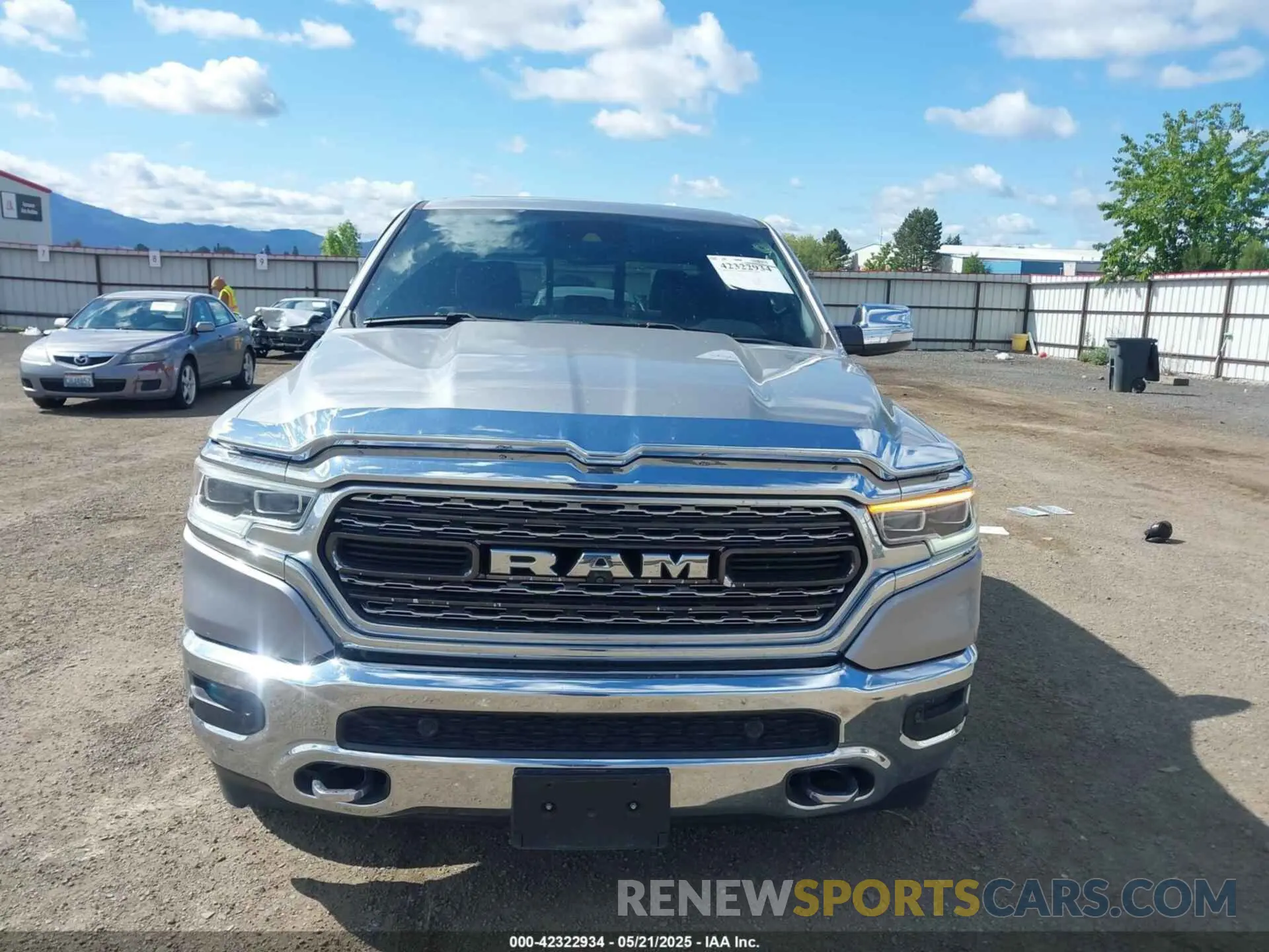 13 Фотография поврежденного автомобиля 1C6SRFHT2LN156393 RAM 1500 2020
