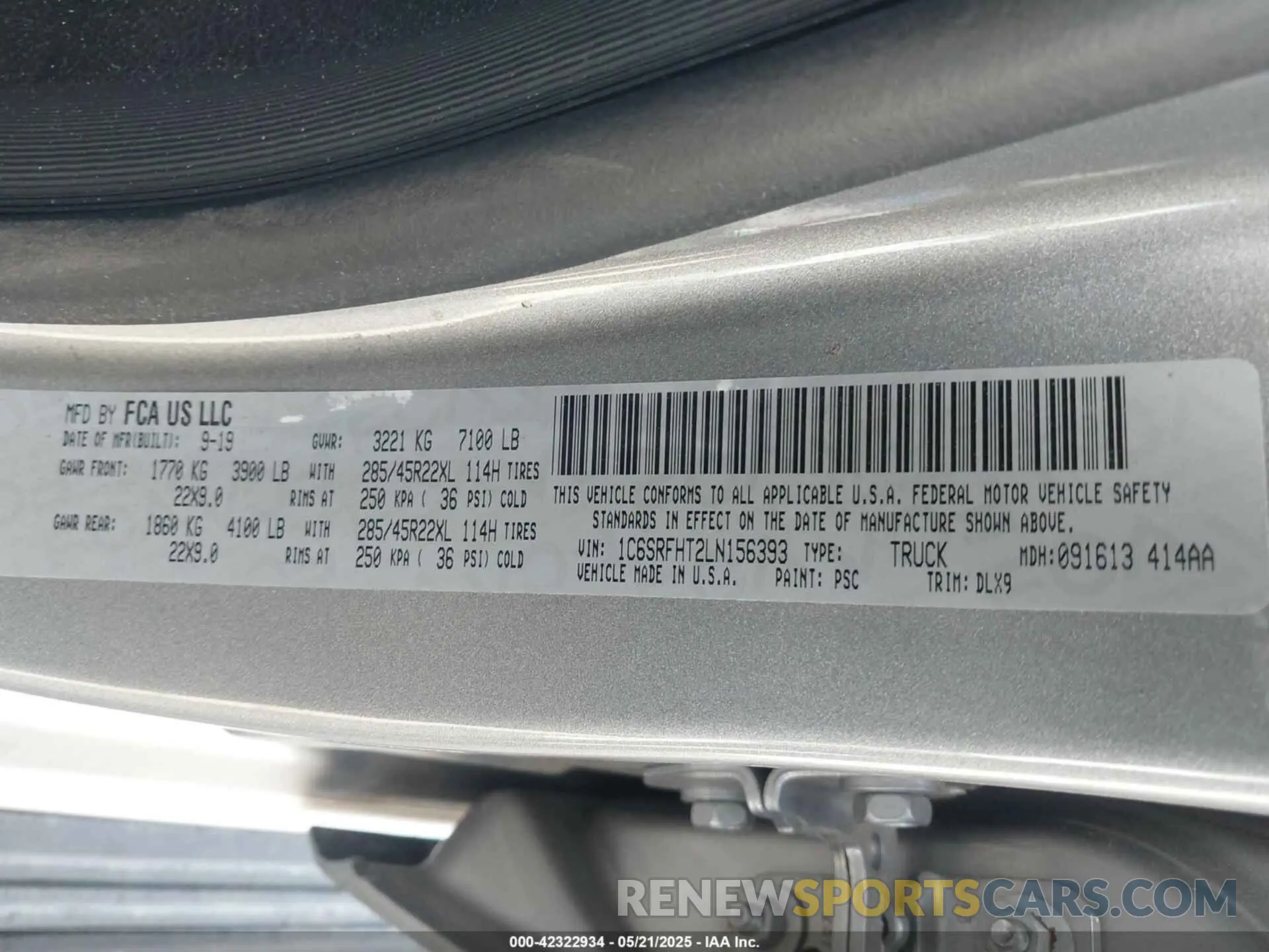 9 Фотография поврежденного автомобиля 1C6SRFHT2LN156393 RAM 1500 2020