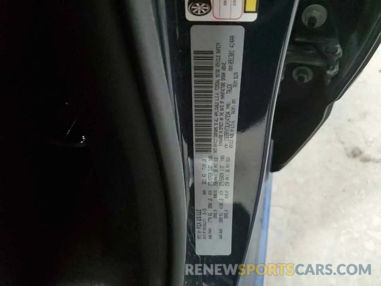 12 Фотография поврежденного автомобиля 1C6SRFHT3LN147234 RAM 1500 2020