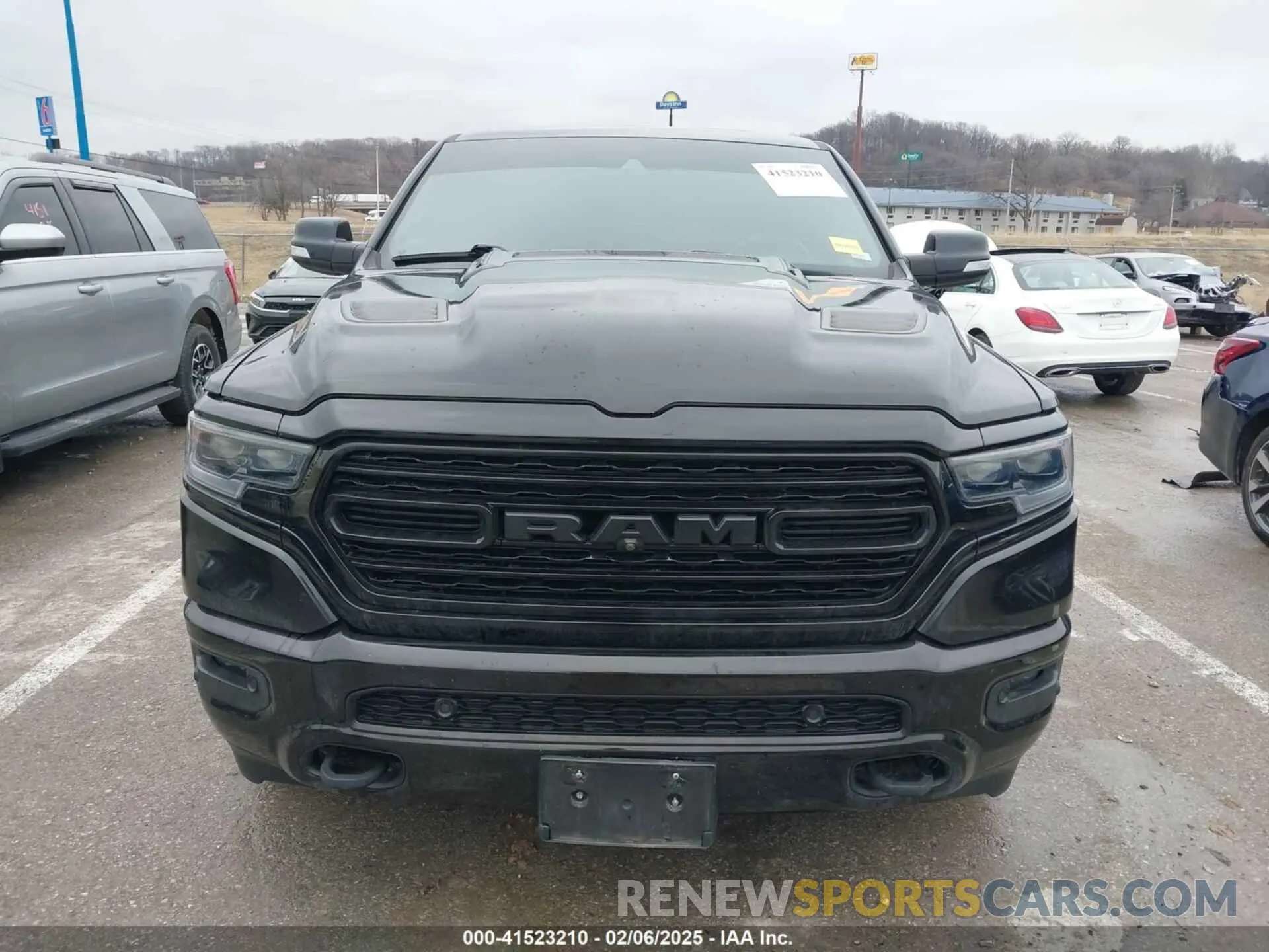 12 Photograph of a damaged car 1C6SRFHT3LN407647 RAM 1500 2020