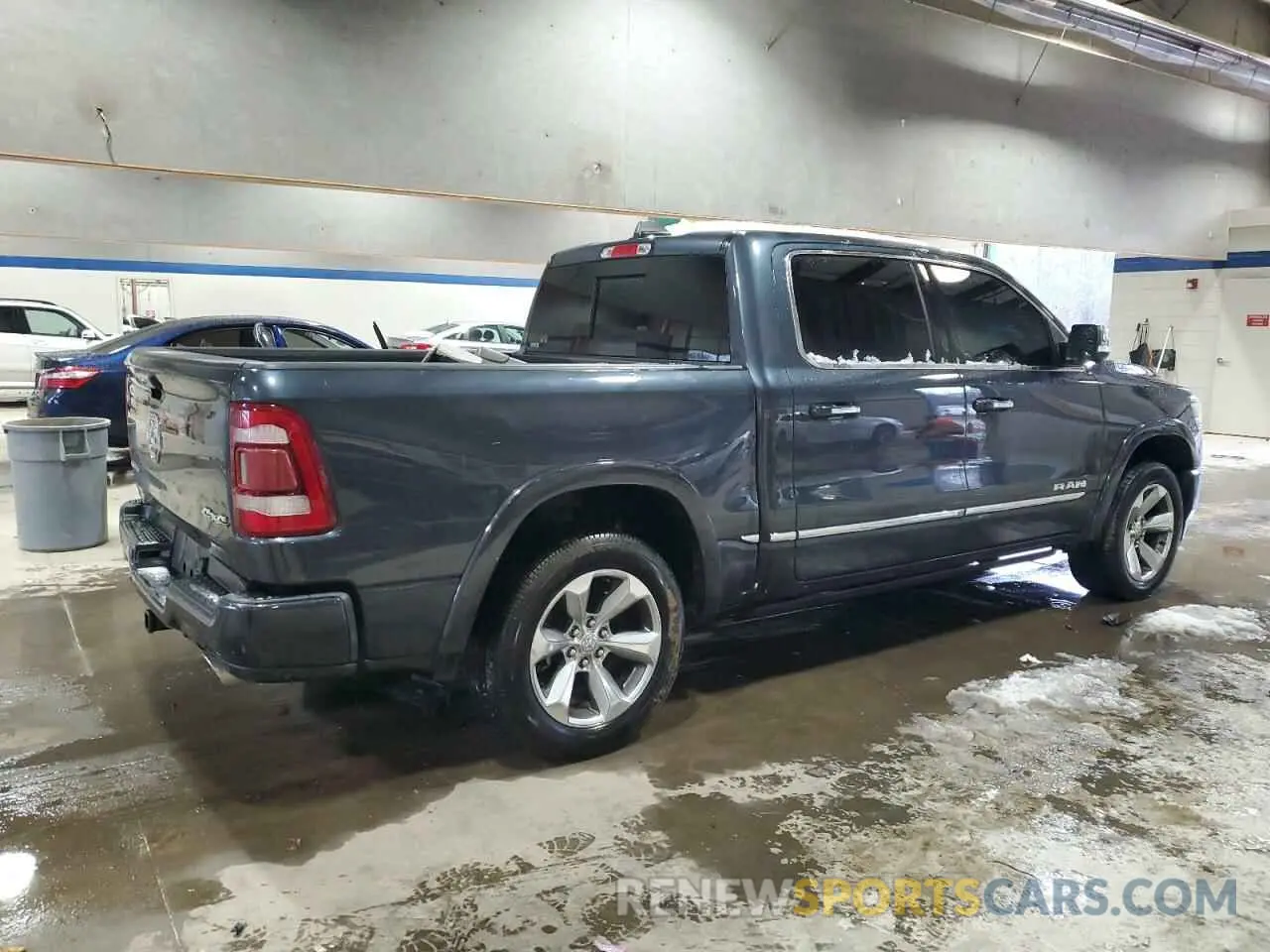 3 Photograph of a damaged car 1C6SRFHT5LN290234 RAM 1500 2020