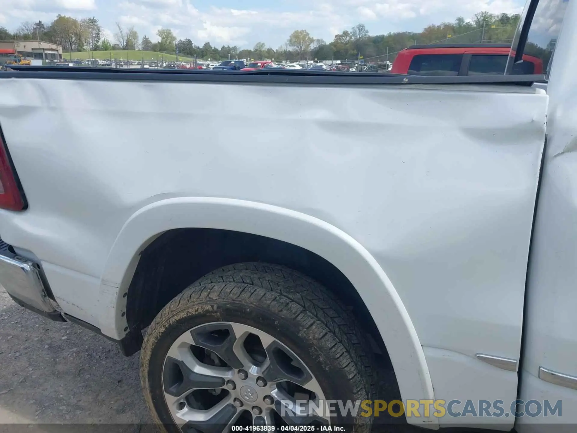 18 Фотография поврежденного автомобиля 1C6SRFHT6LN364034 RAM 1500 2020