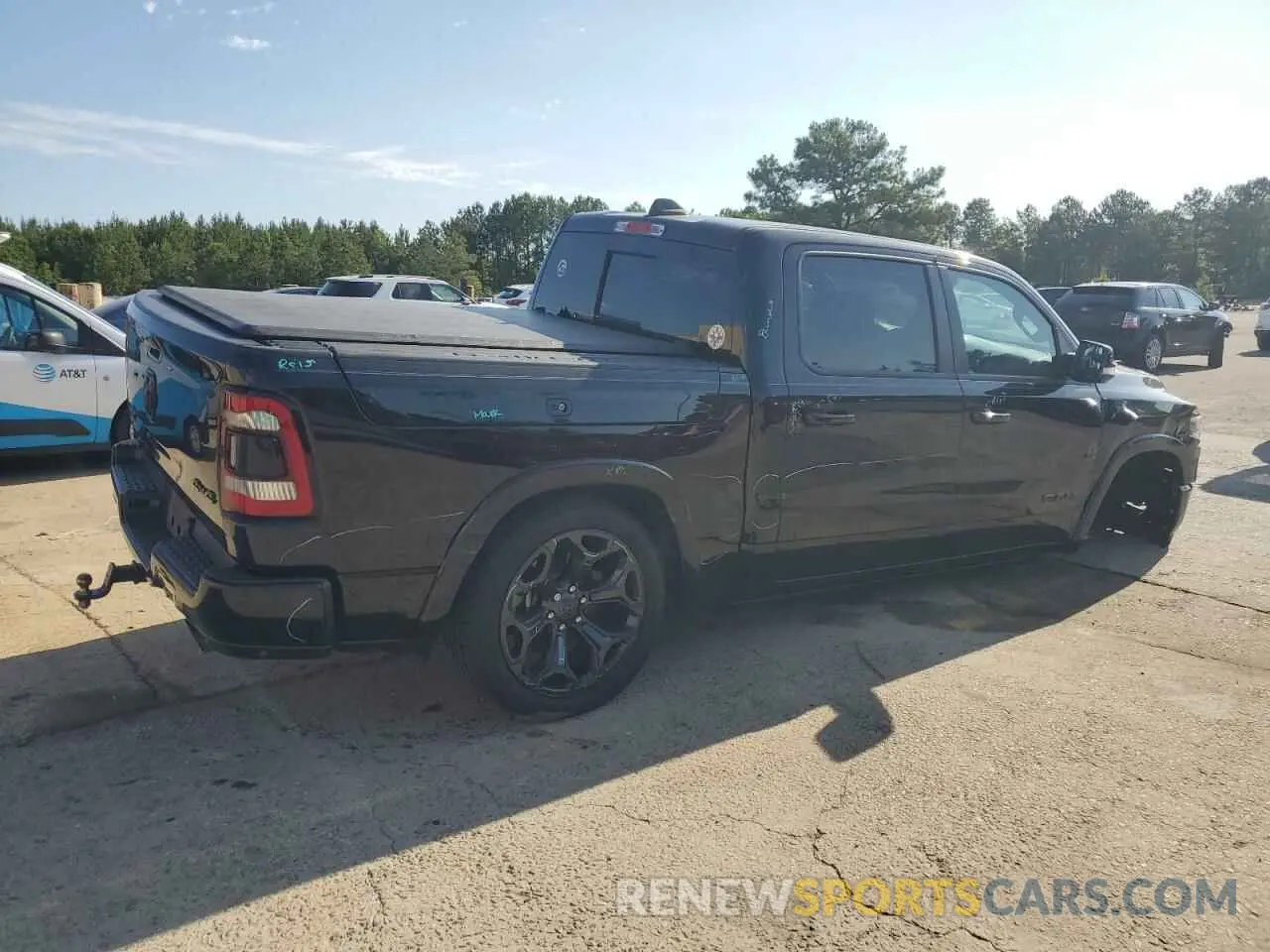 3 Photograph of a damaged car 1C6SRFHT7LN287402 RAM 1500 2020
