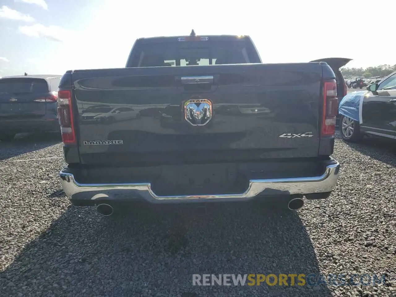 6 Photograph of a damaged car 1C6SRFJT0LN409754 RAM 1500 2020