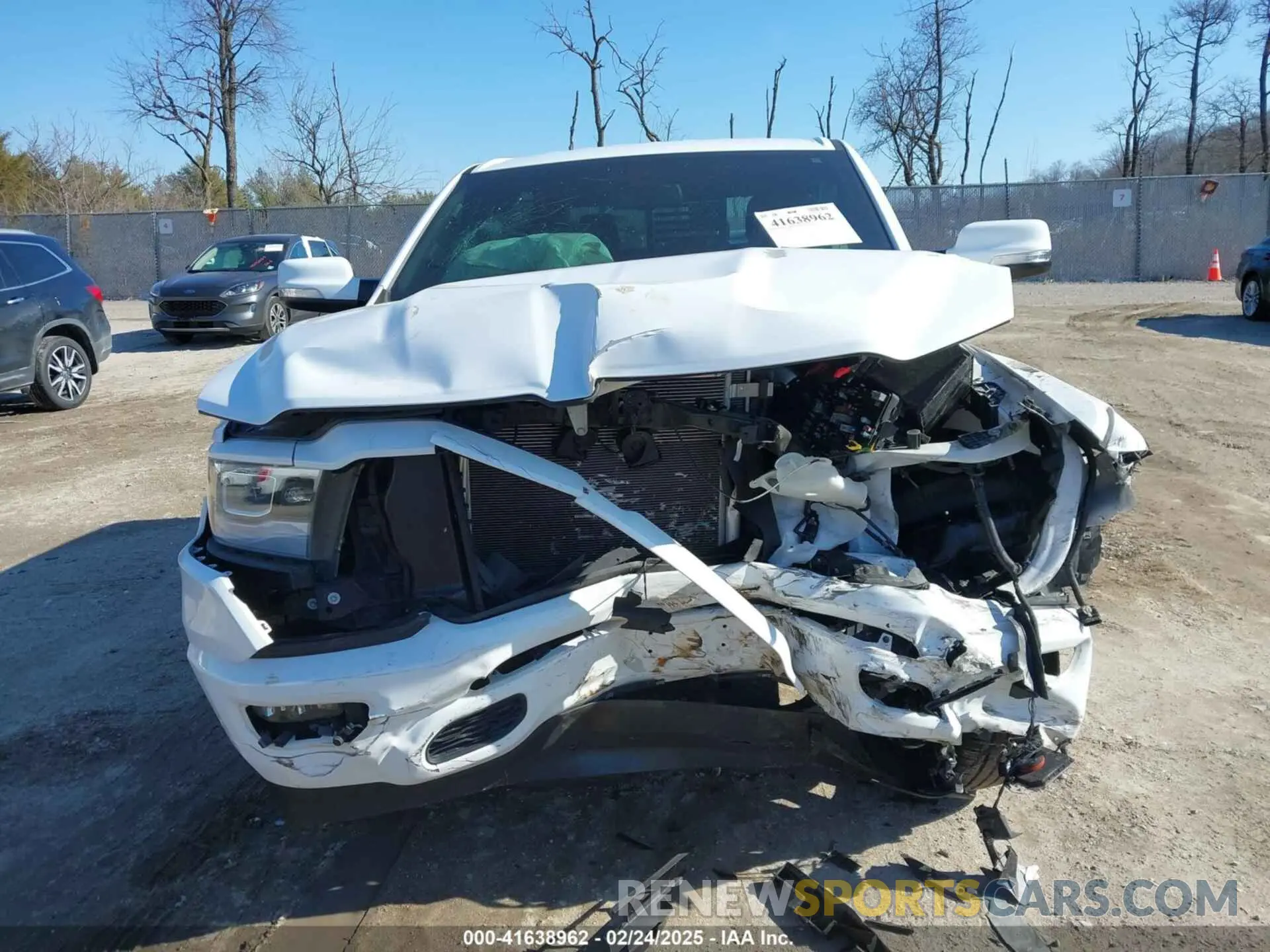 11 Фотография поврежденного автомобиля 1C6SRFJT1LN358412 RAM 1500 2020