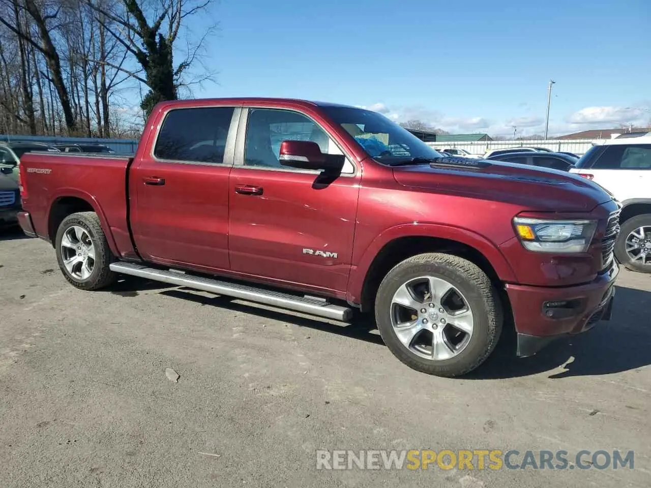 4 Photograph of a damaged car 1C6SRFJT2LN213525 RAM 1500 2020