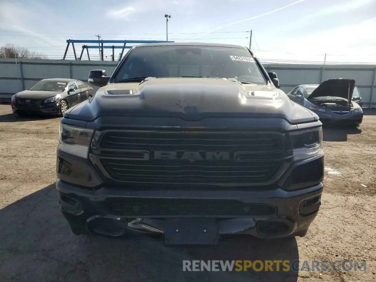 5 Photograph of a damaged car 1C6SRFJT3LN374448 RAM 1500 2020