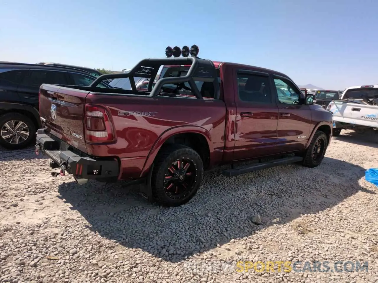 3 Фотография поврежденного автомобиля 1C6SRFJT5LN153367 RAM 1500 2020