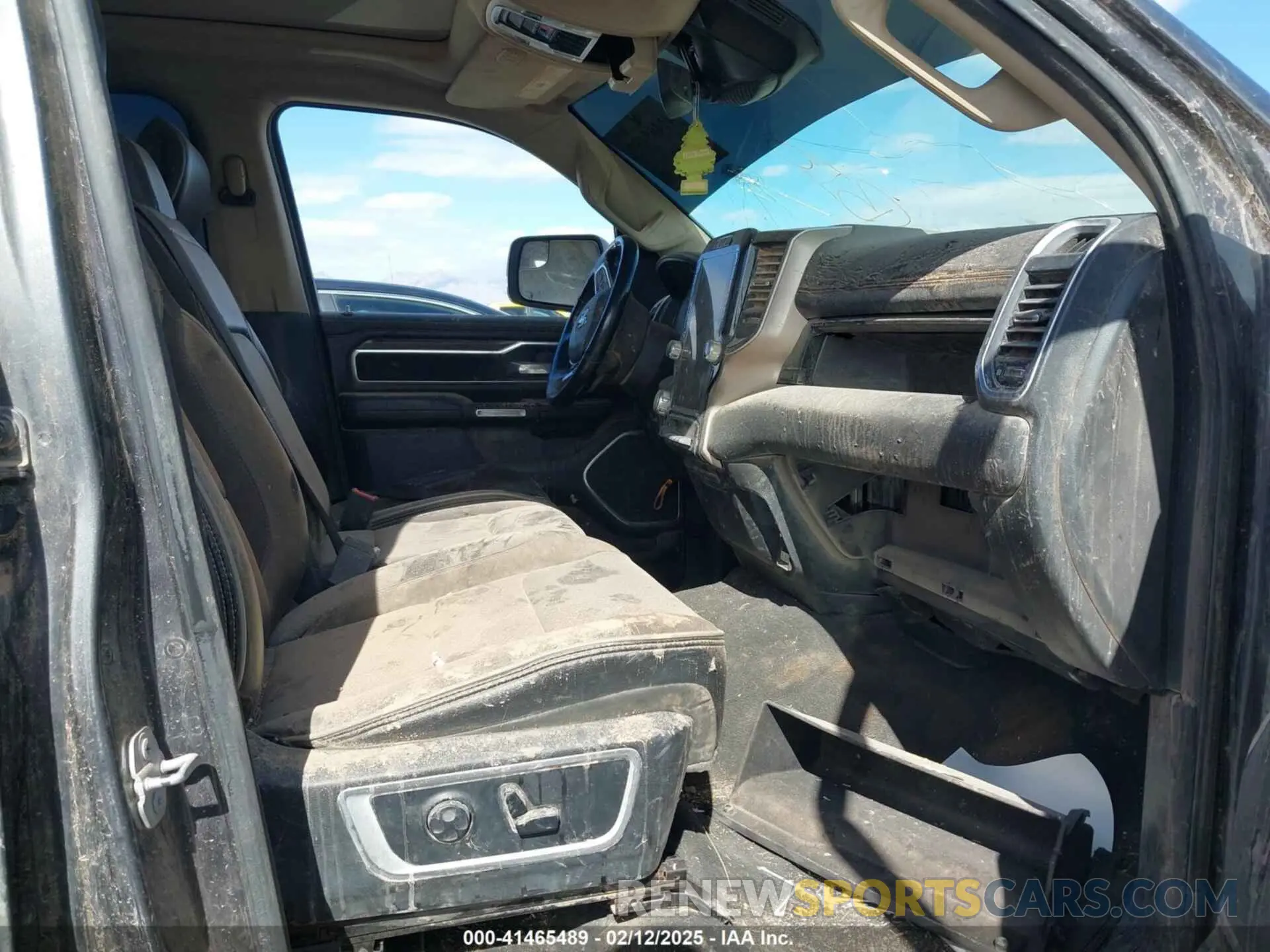 5 Фотография поврежденного автомобиля 1C6SRFJT5LN265554 RAM 1500 2020