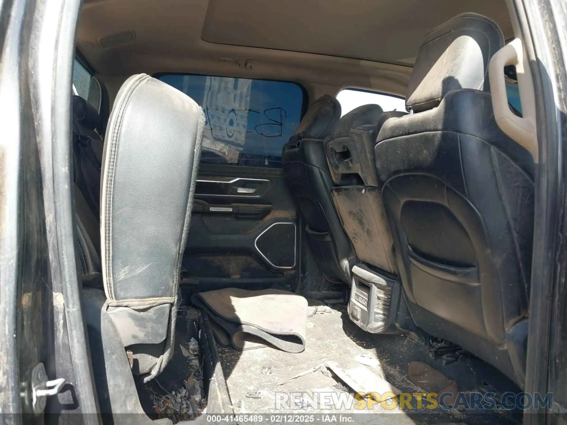 8 Фотография поврежденного автомобиля 1C6SRFJT5LN265554 RAM 1500 2020