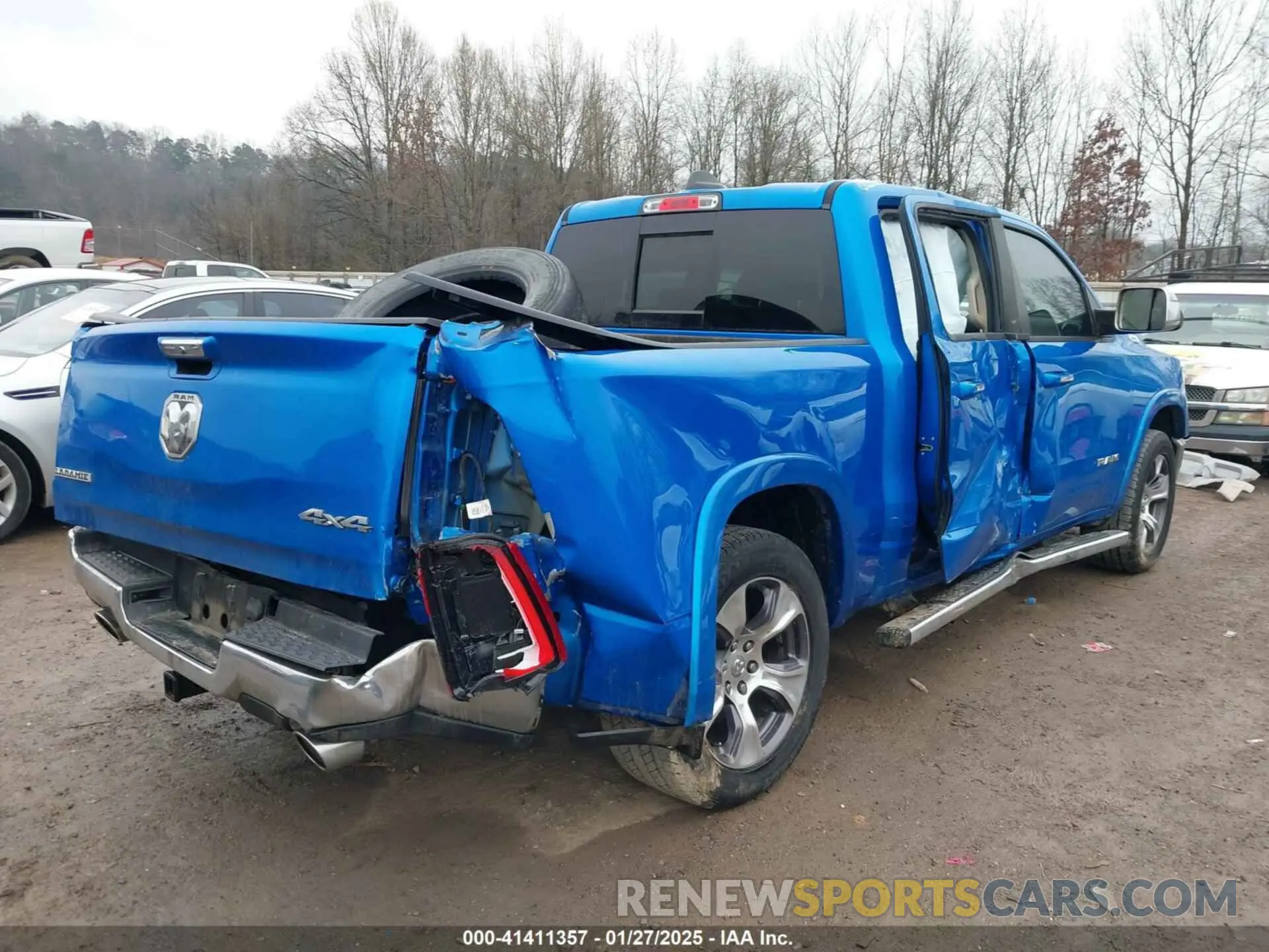 4 Photograph of a damaged car 1C6SRFJT7LN390801 RAM 1500 2020